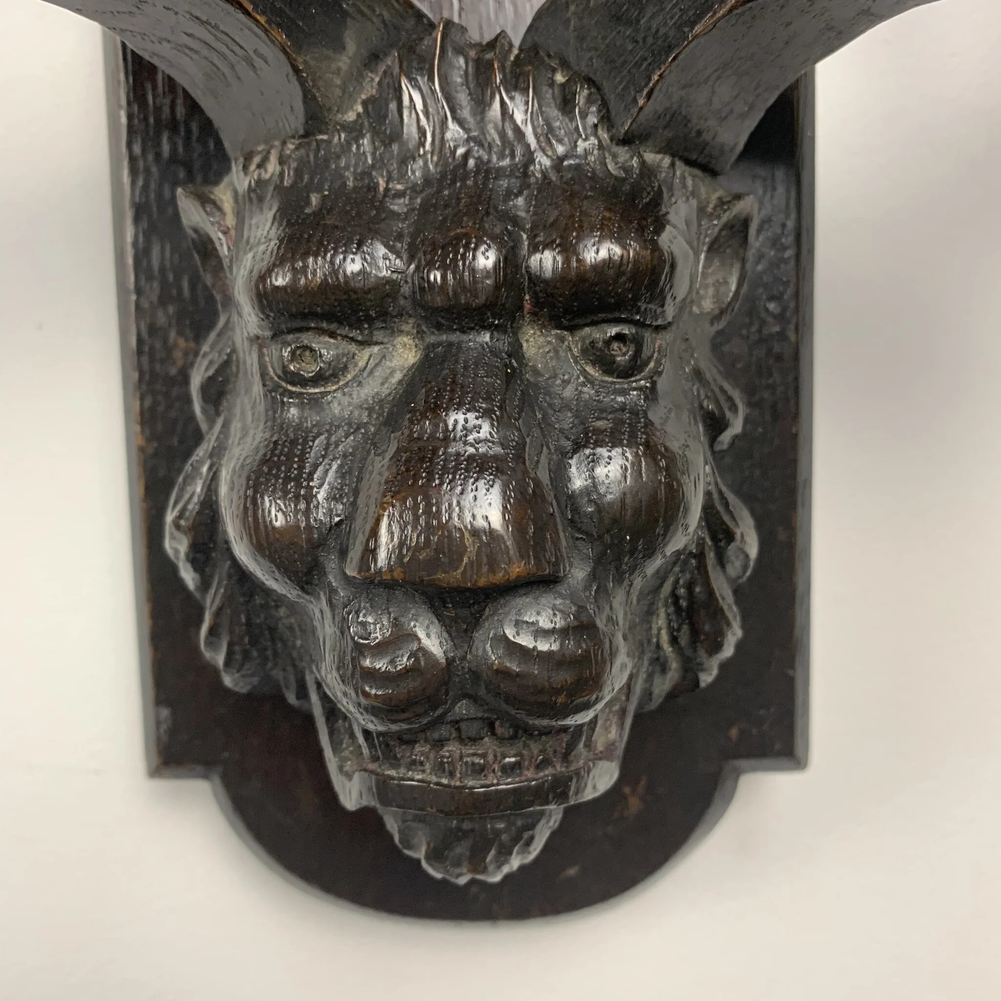 pair of wall lights in the style of pugs