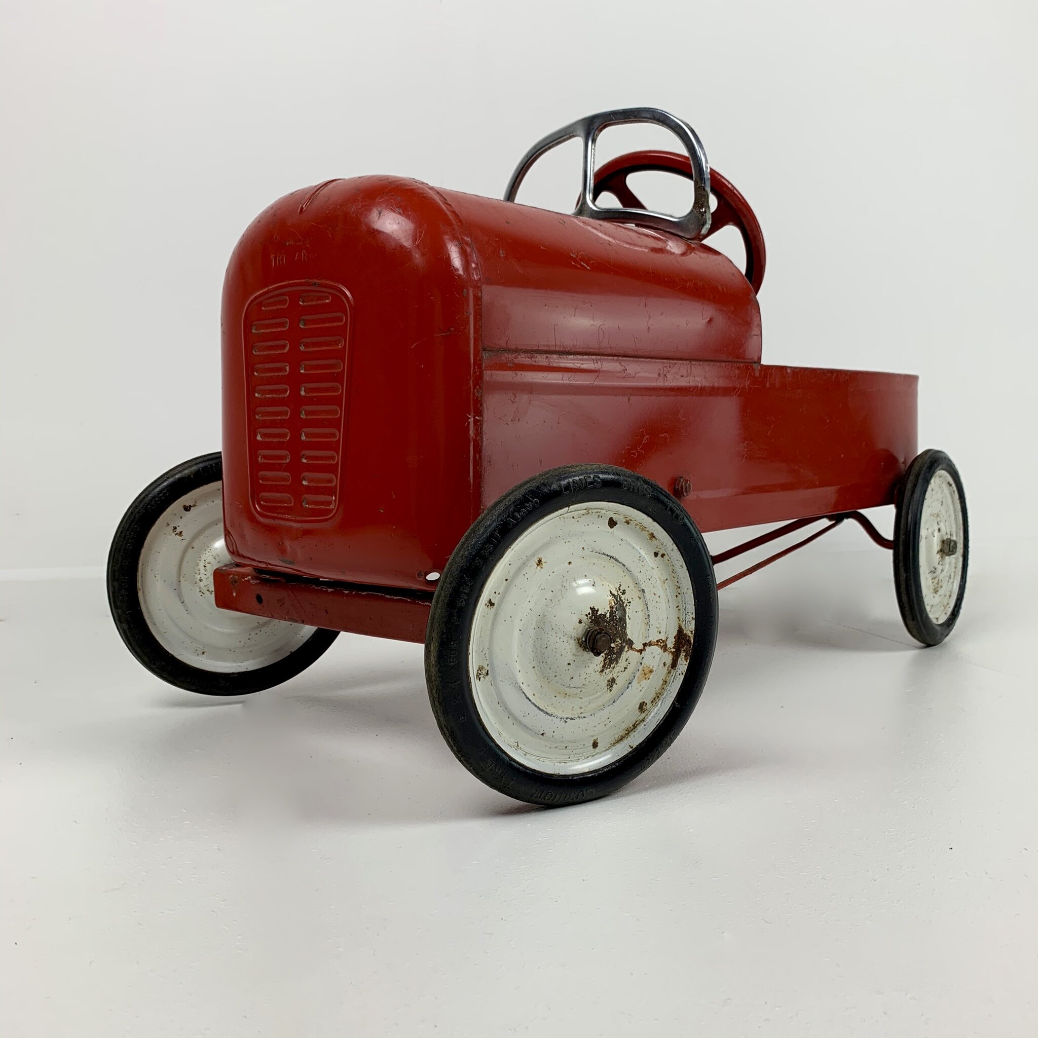 triang duke pedal car