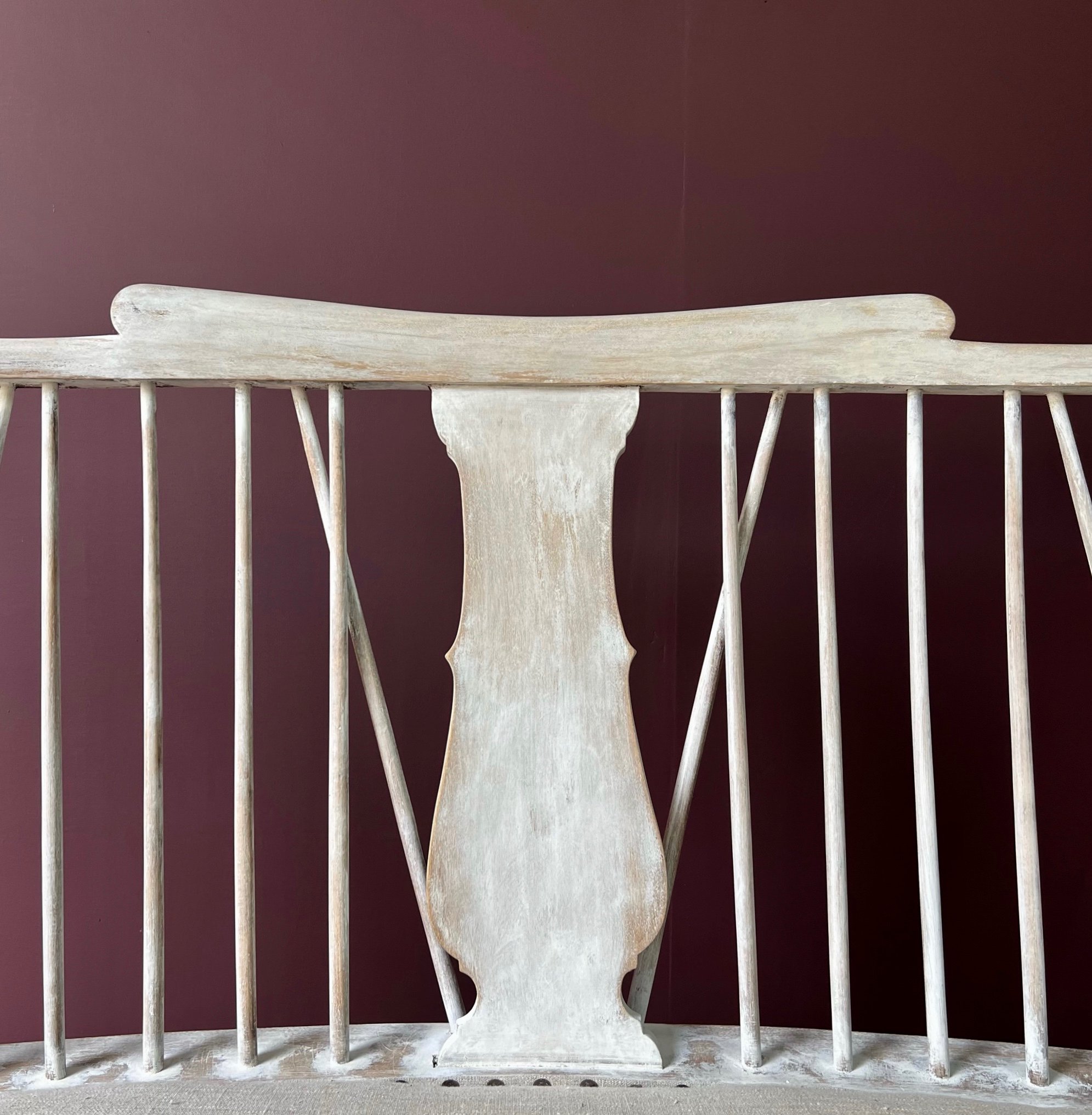Stunning, early 20th Century bow bench seat in alder wood.