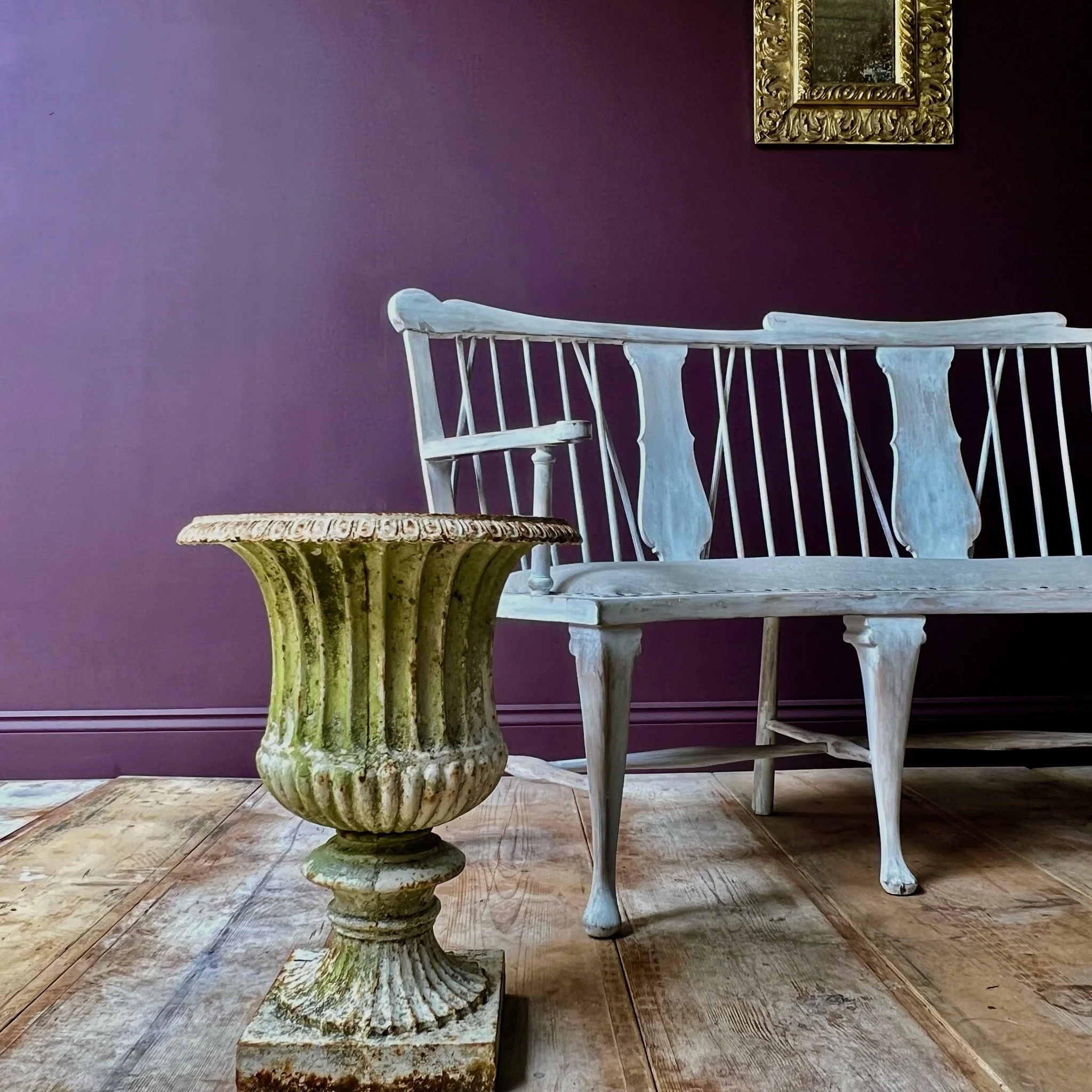 Stunning, early 20th Century bow bench seat in alder wood.