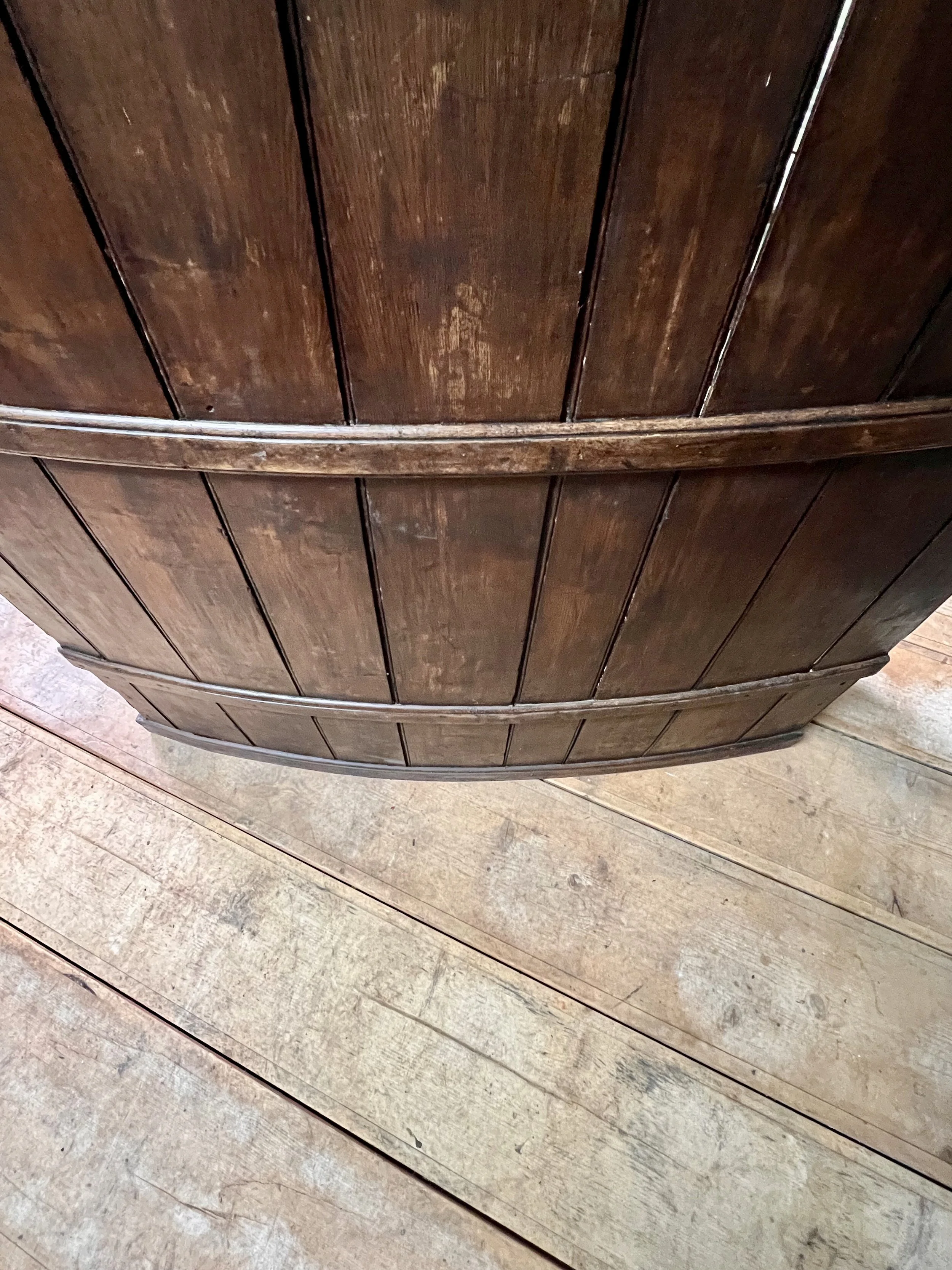 West Country Barrel Back Tavern Settle