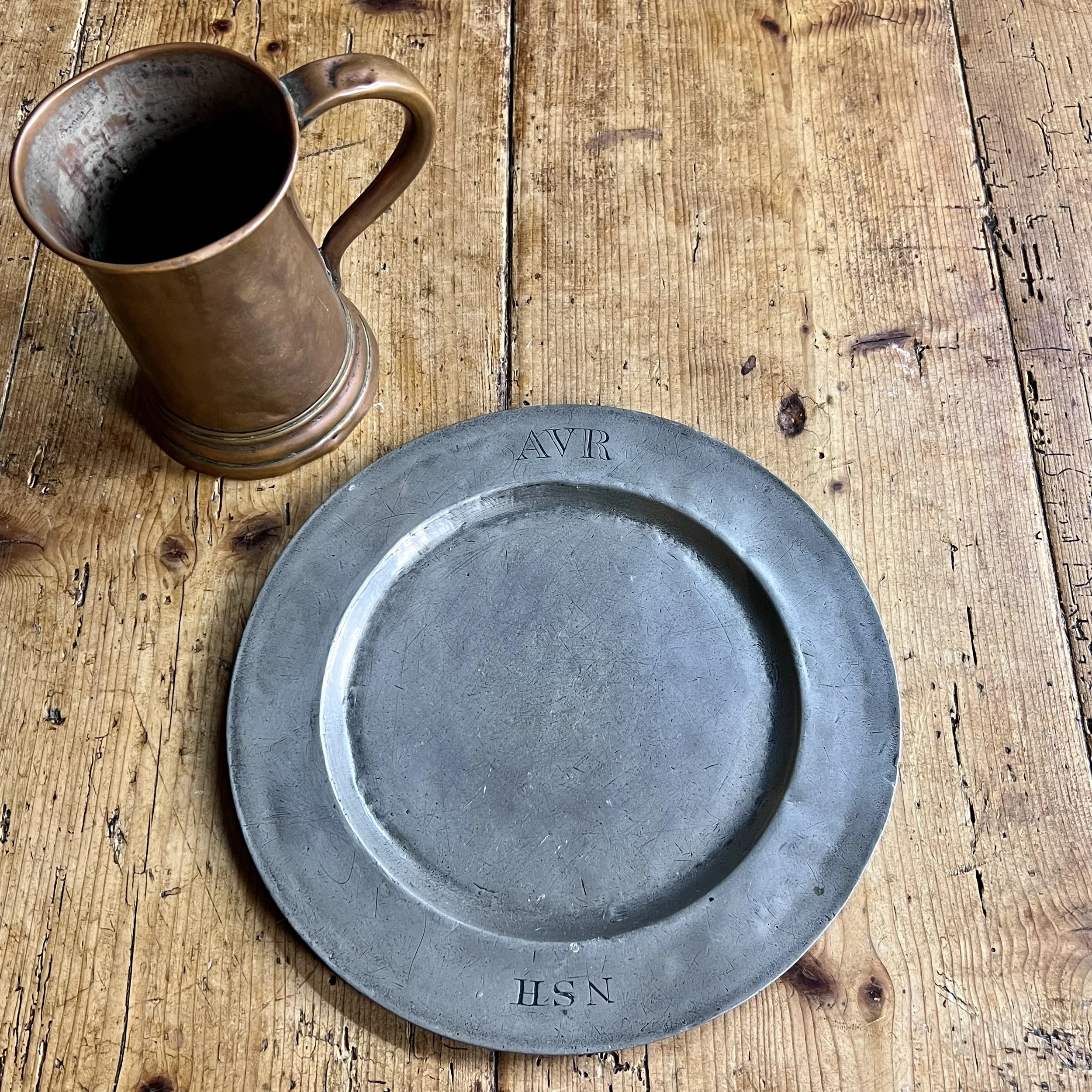 Victorian Scrub Top Pine Table