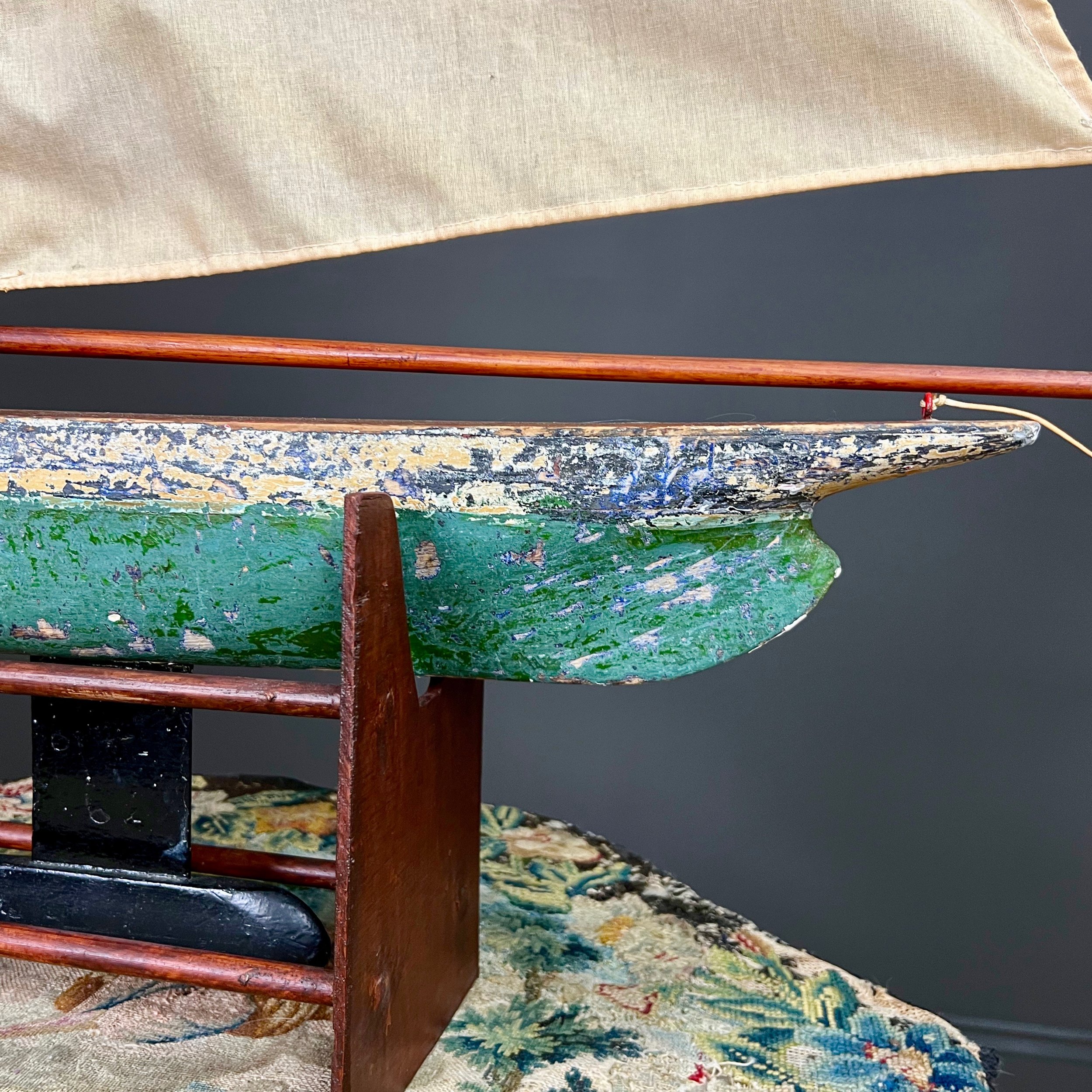 Edwardian pond yacht of good scale with a lovely “chippy” patina