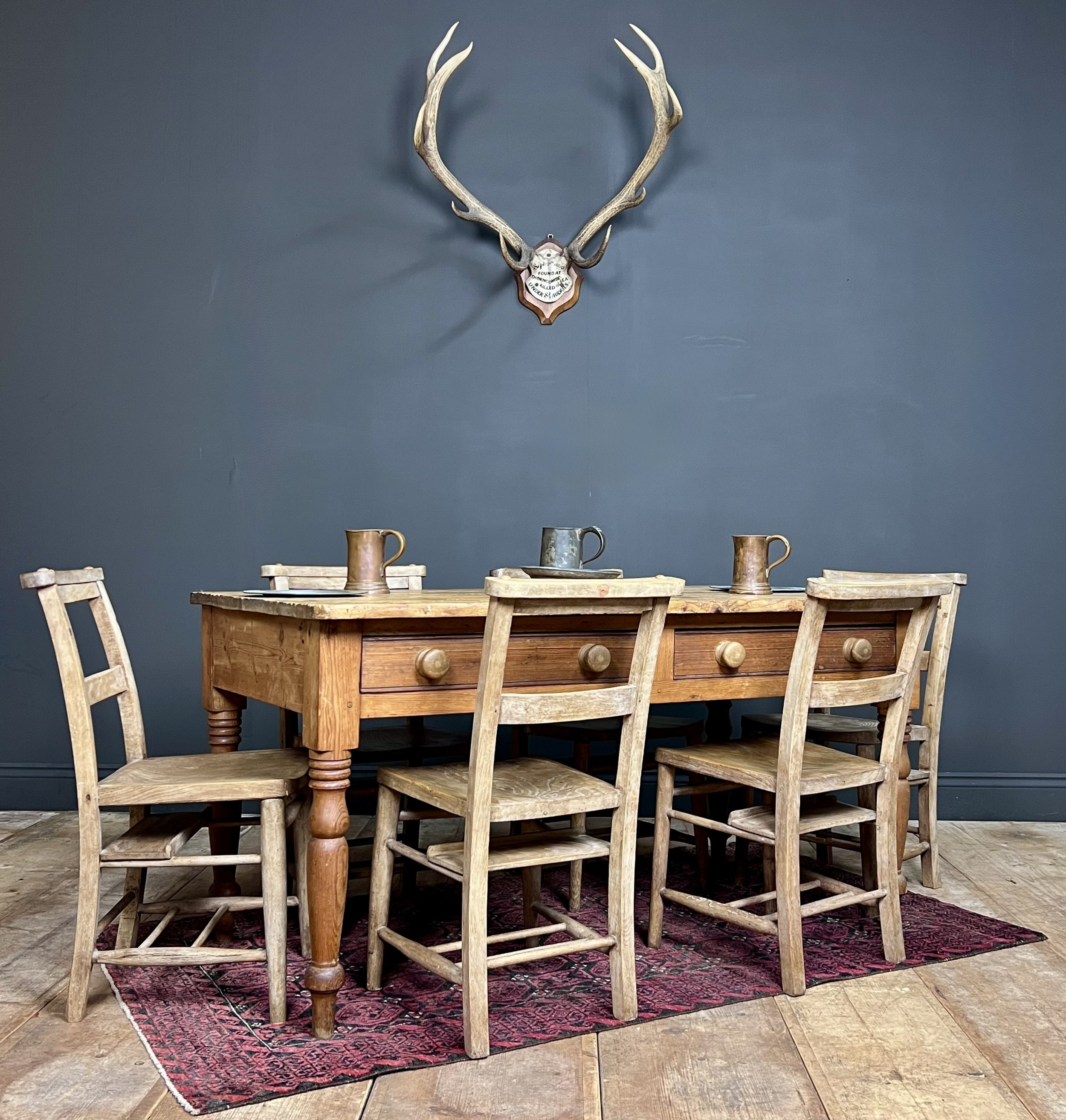 Victorian Scrub Top Pine Table
