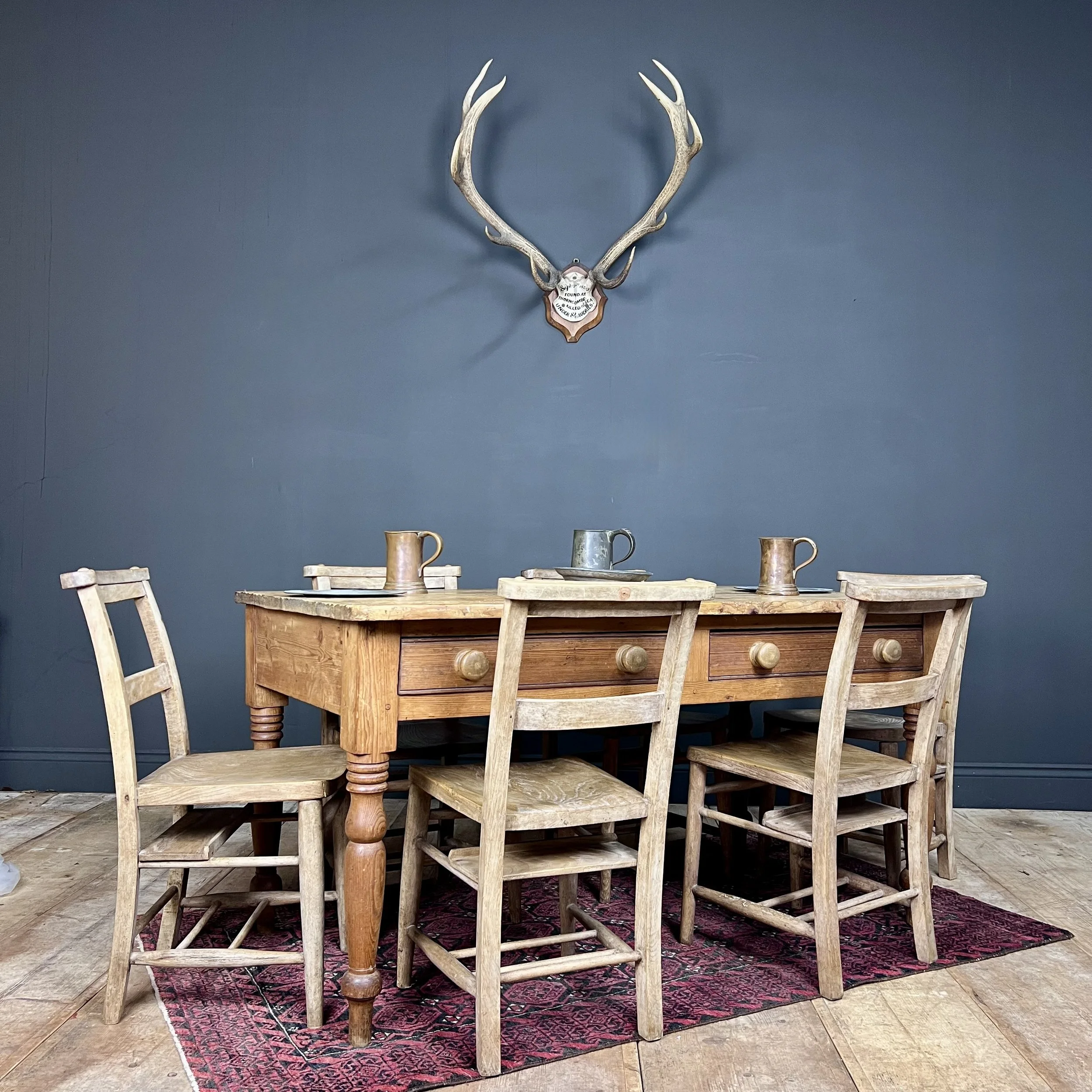 Victorian Scrub Top Pine Table