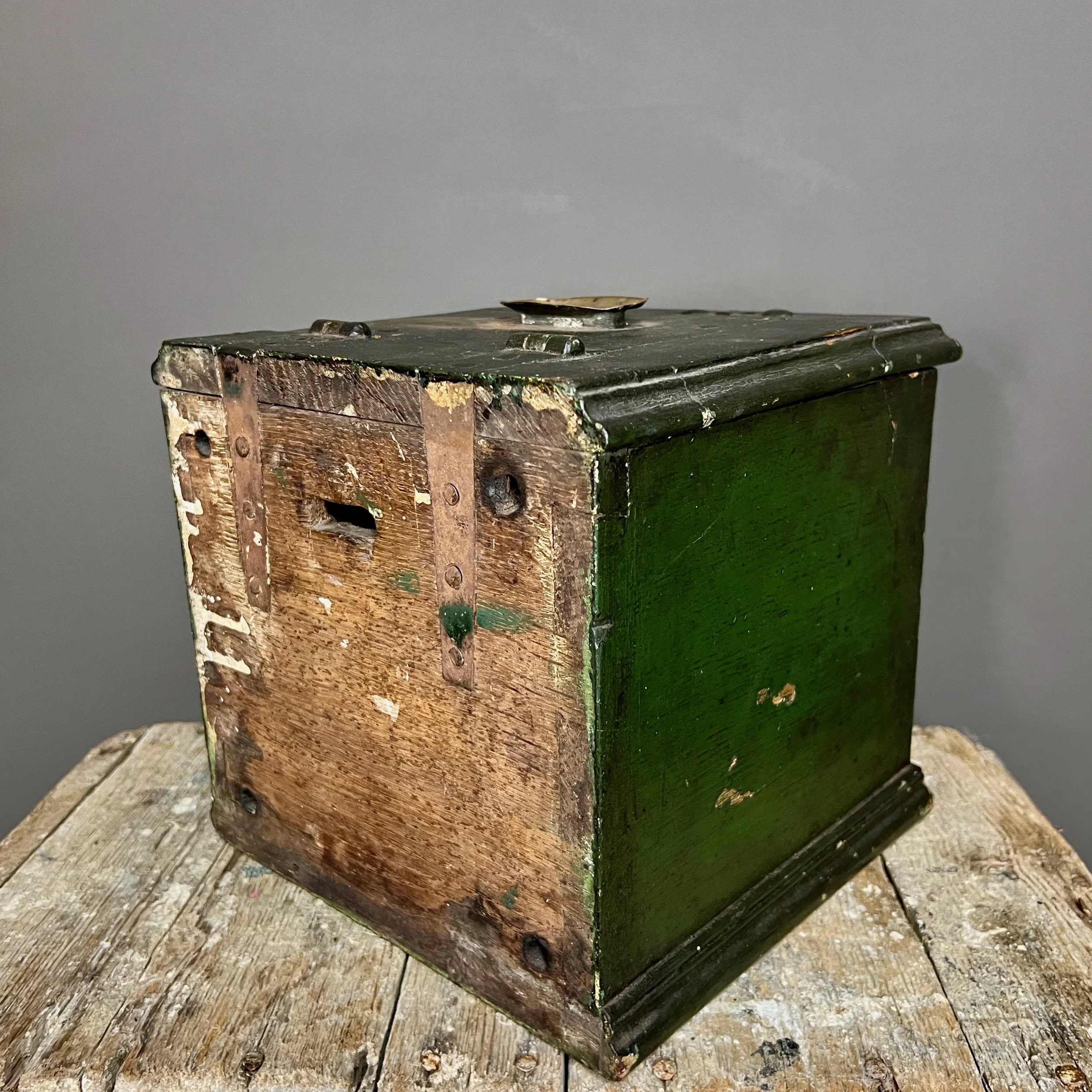 Saint Begge Hôpital Collection Box Andenne Belgian, early 19th Century