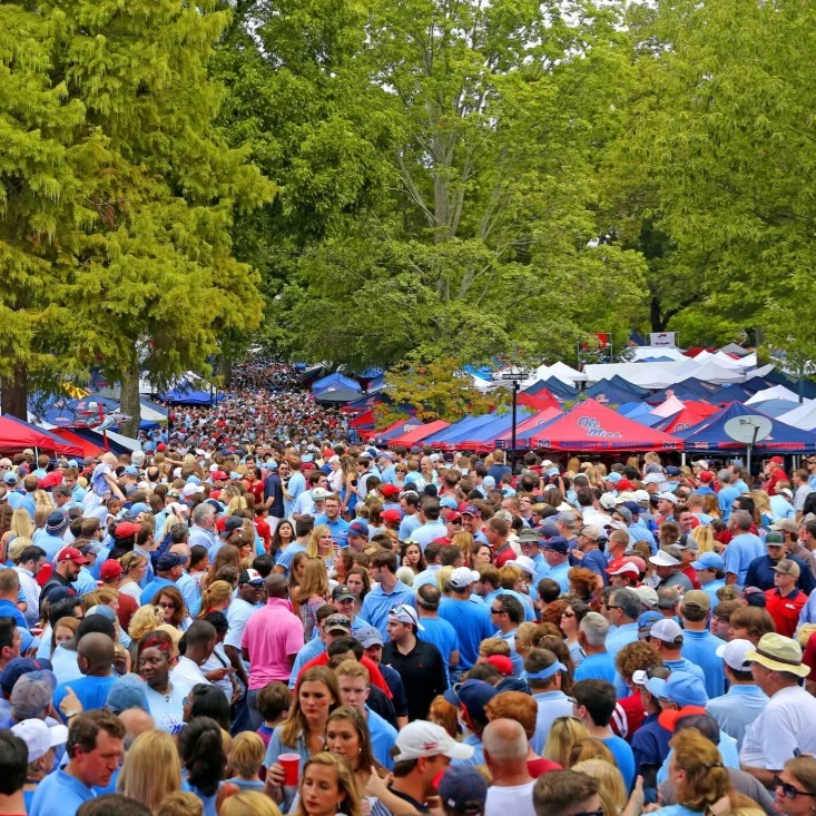 VisitOxford_TheGrove_1.jpg