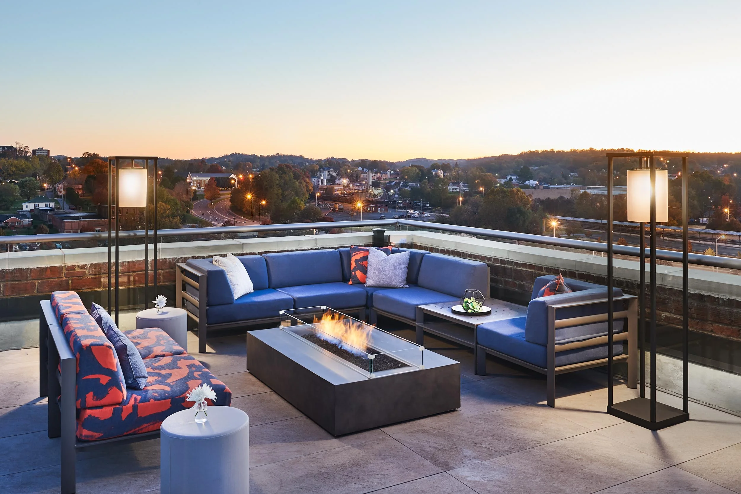 BRI-lumac-firepit-181101-9232-LR.jpg