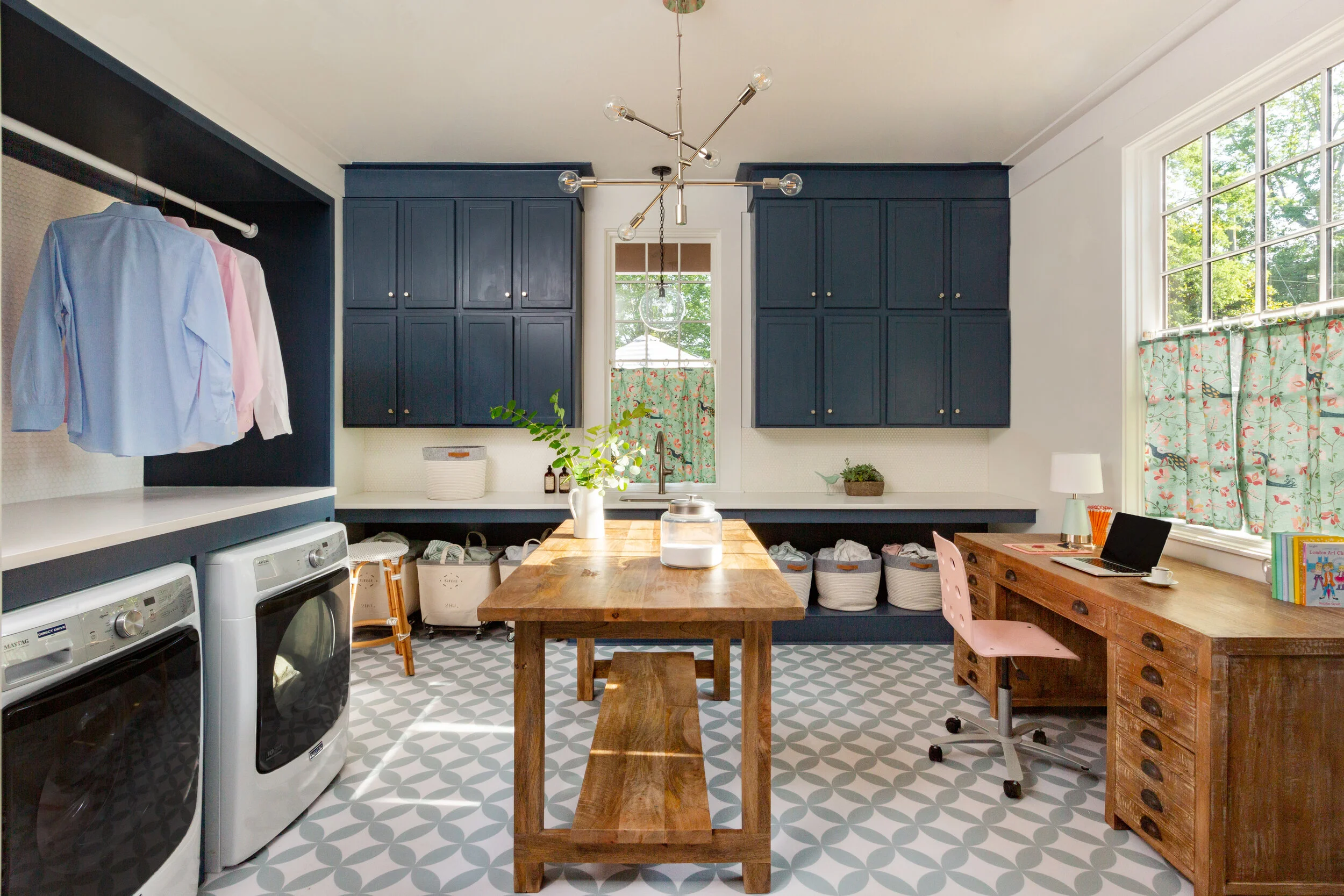 laundry room 2.jpg