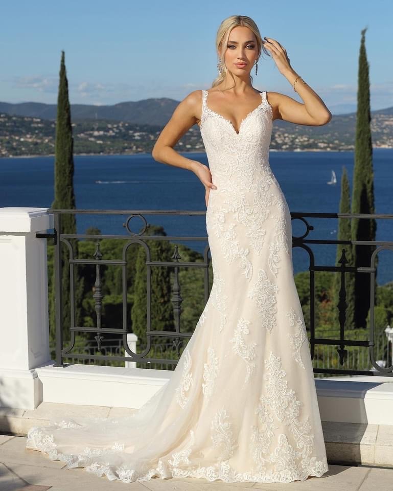 Make-up & Hair: Anske Van Acker