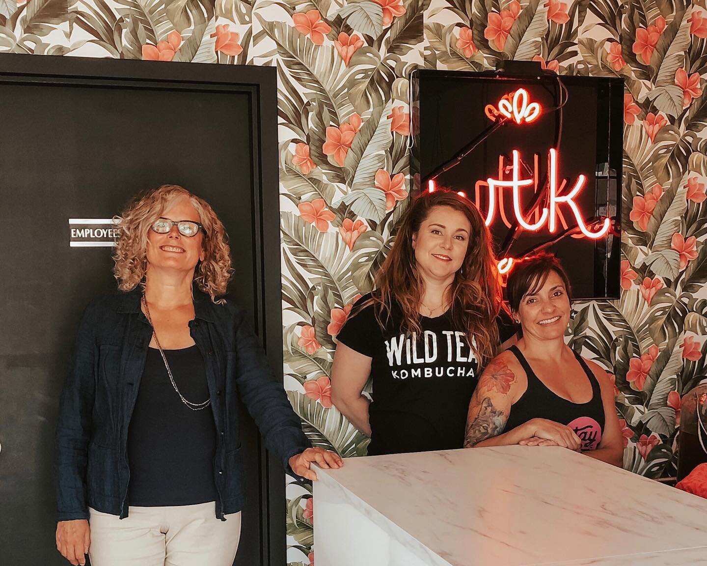 ✨Emily + Brigette had the pleasure to host Laurie MacKay @soulvines at the WTK brewery to learn all about Hard Kombucha Cider for her segment &ldquo;Local Drinks&rdquo; on @cbcradiocanada. 

Laurie told the story beautifully, and if you&rsquo;re stil