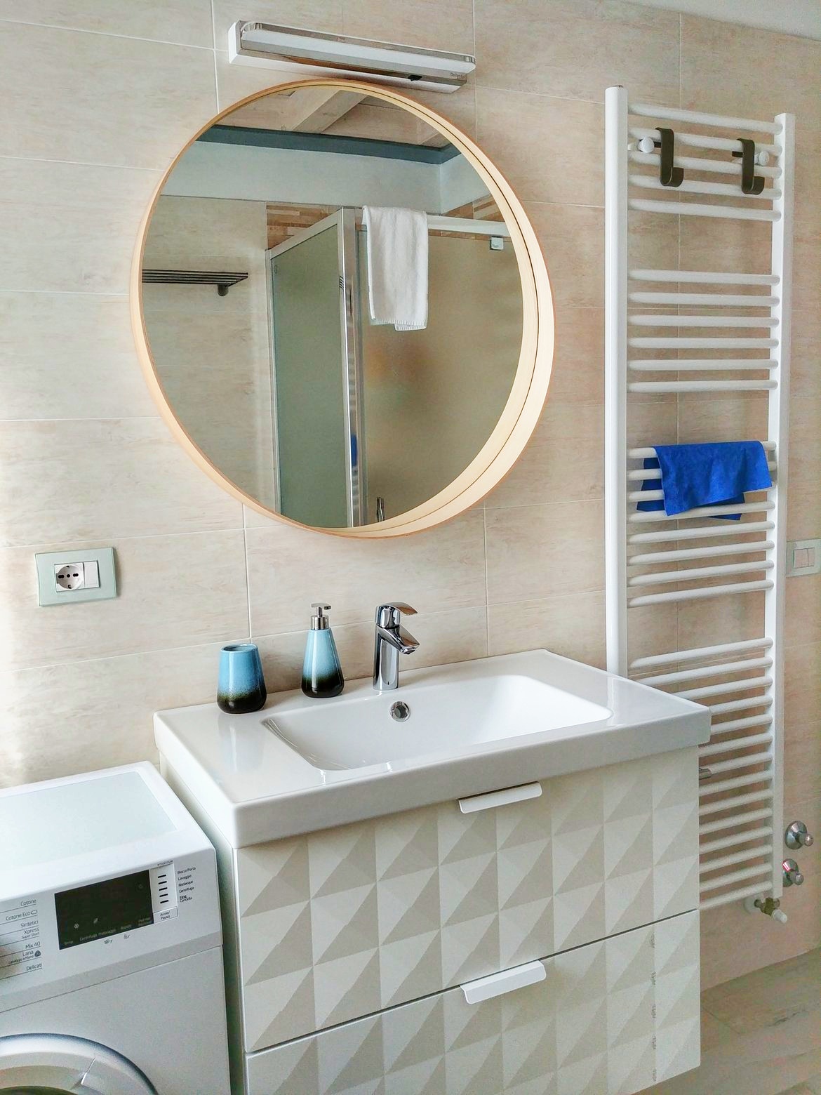 10-bathroom-furniture-01.jpeg