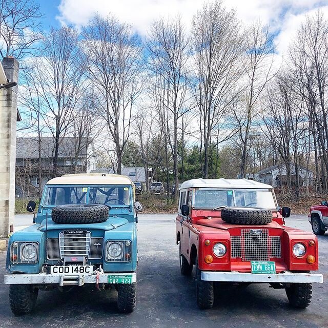 I made these two wait outside today. New stuff going on in the shop. #landrover #landroverseries #serieslandrover #landroverseries3 #landroverseries2 #landroverseries2a #landroverseries1 #landrover88 #landrover90 #landrover109 #landrover110 #landrove
