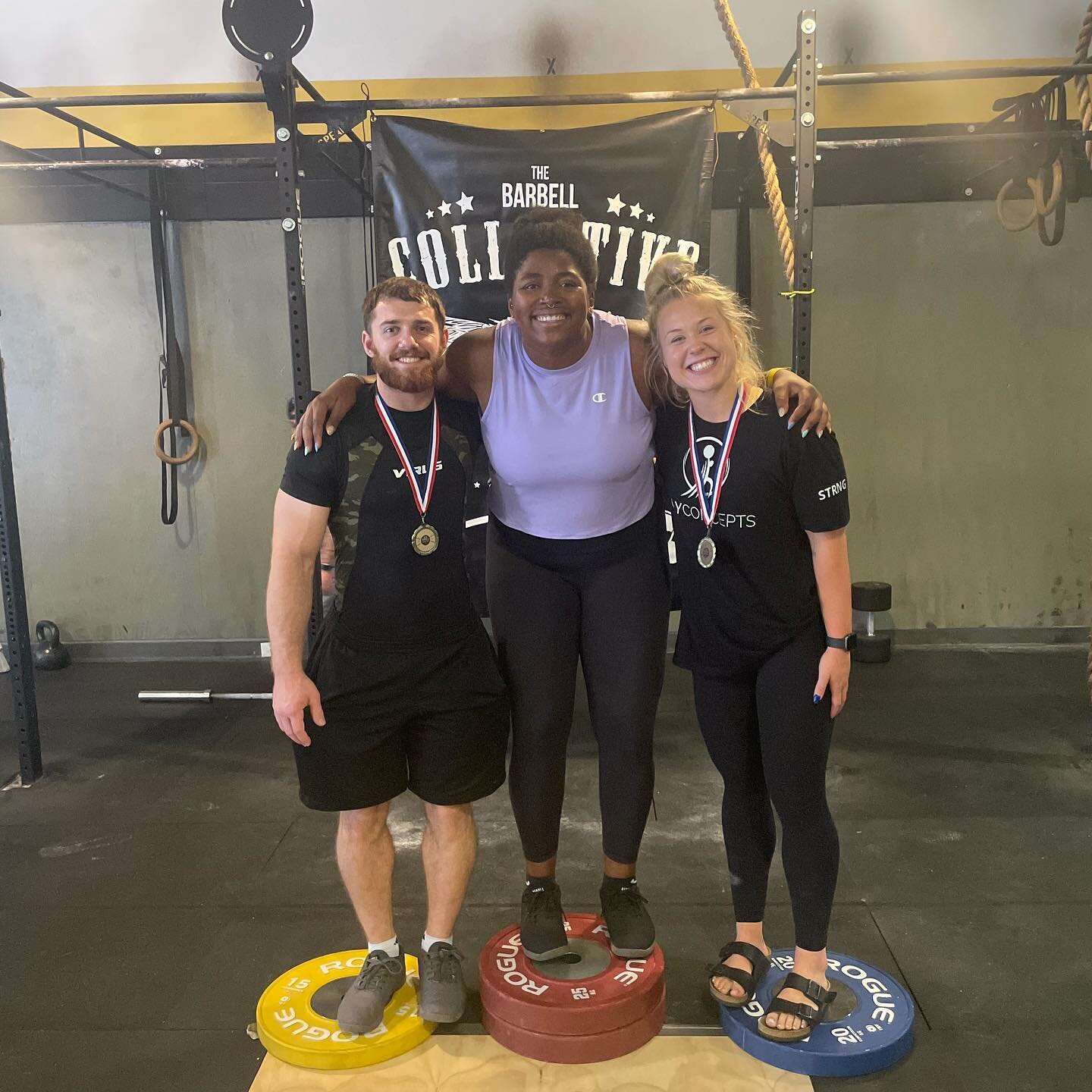 safe to say Joe and I are beaming right now 🤩 represented @rockytopcrossfit well 

Joe- 128/154/282 &bull; 6 for 6 &bull; FIRST MEET EVER!! Qualified for AO finals 
Emma- 83/101/184 &bull; 5 for 6 &bull; Qualified for AO finals 
Amara- first time co