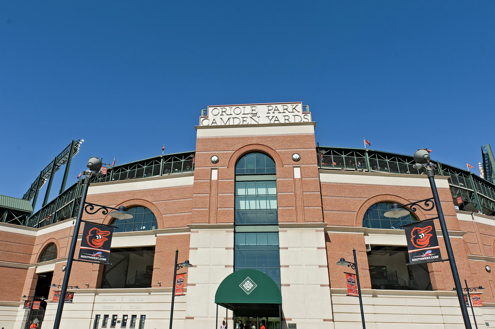 Photo by Marlayna Demond