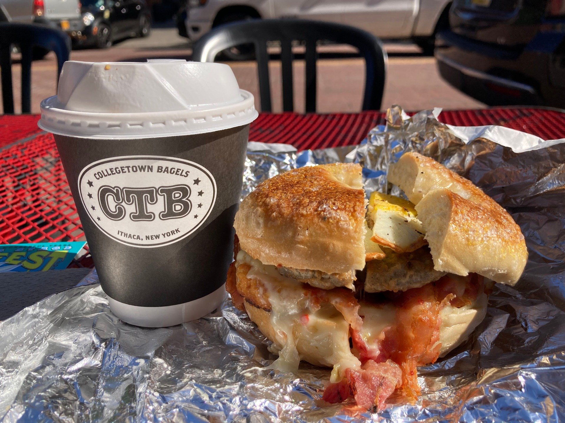 Upstate Breakfast for Hungry College Students 🥯🍳🥓🧀🥔🌭
.
I'm just sipping regular coffee y'all. ☕️ But feel free to customize your caffeine dose
.
Then to its right, the Roundhouse:
- Cage-free egg
- Bacon
- Sausage
- Melted Pepper Jack 
- Hash B