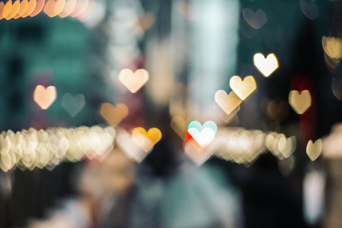 Love never dies 💚💙💛🧡❤️
.
.
.
.
.
.
.
.
.
.
#loveneverdies #missingmykitty #heartbokeh #bokeh_addicts #bokehlicious #bokehkillers #bokeh_bliss #bokeh_kings #neverenoughbokeh #igerscalgary #sharecalgary #downtowncalgary #calgarylife #calgaryphotogr