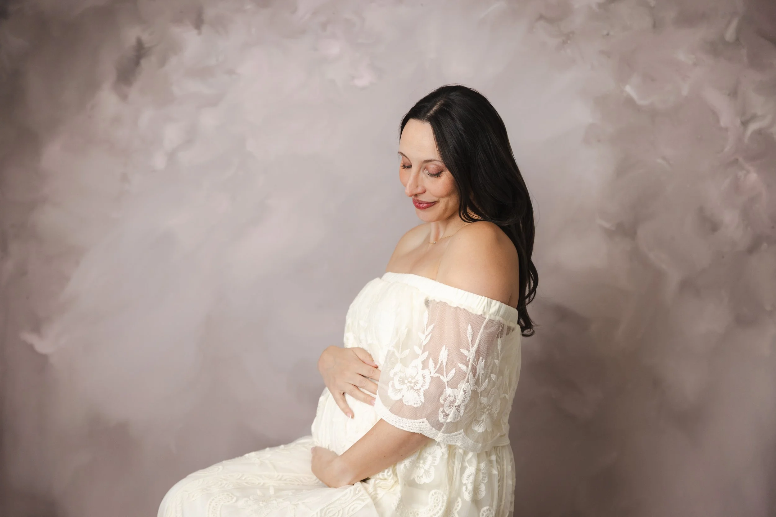 Maternity Photos in Calgary: When to Book, What to Wear &amp; What to Expect