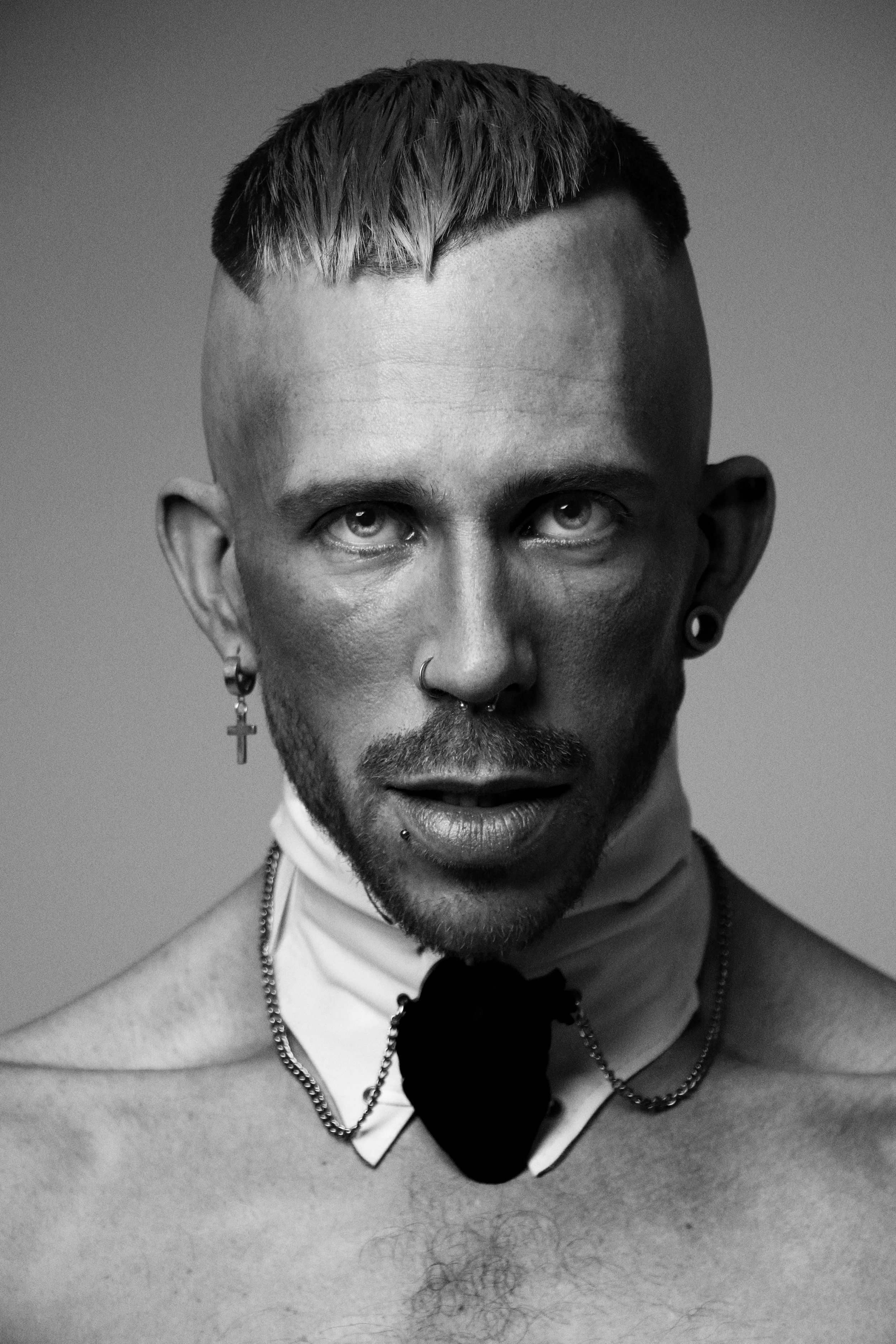 8B&W.jpg