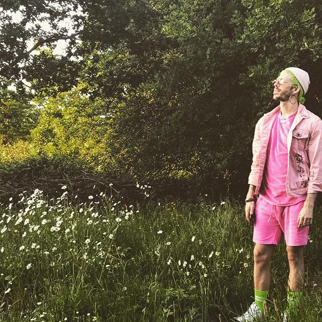 🌸🌿Blending in with nature🍃🌸