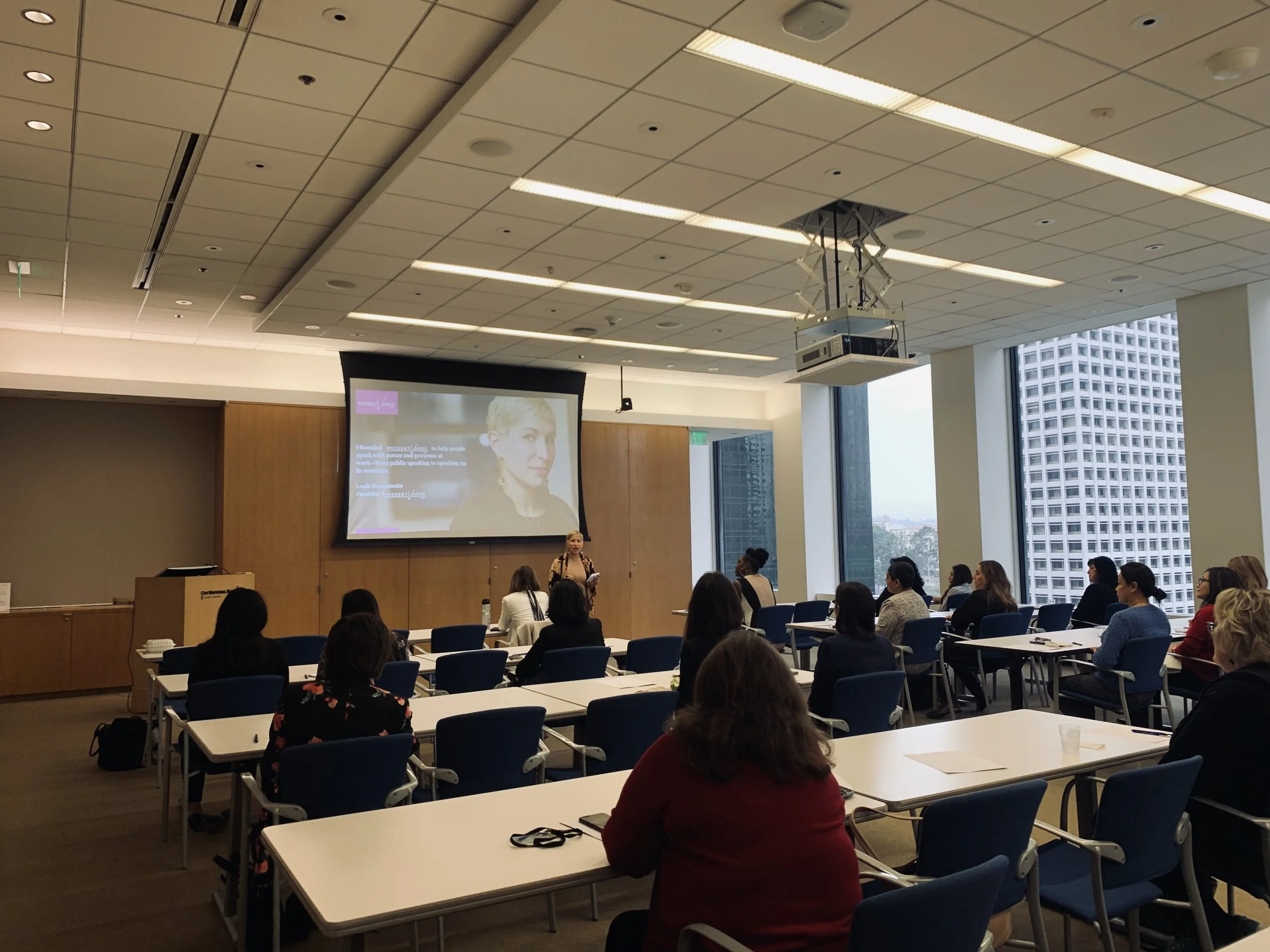 Public Speaking Anxiety That Only Shows Up Sometimes? Here's Why Your Confidence Changes With Audience Size