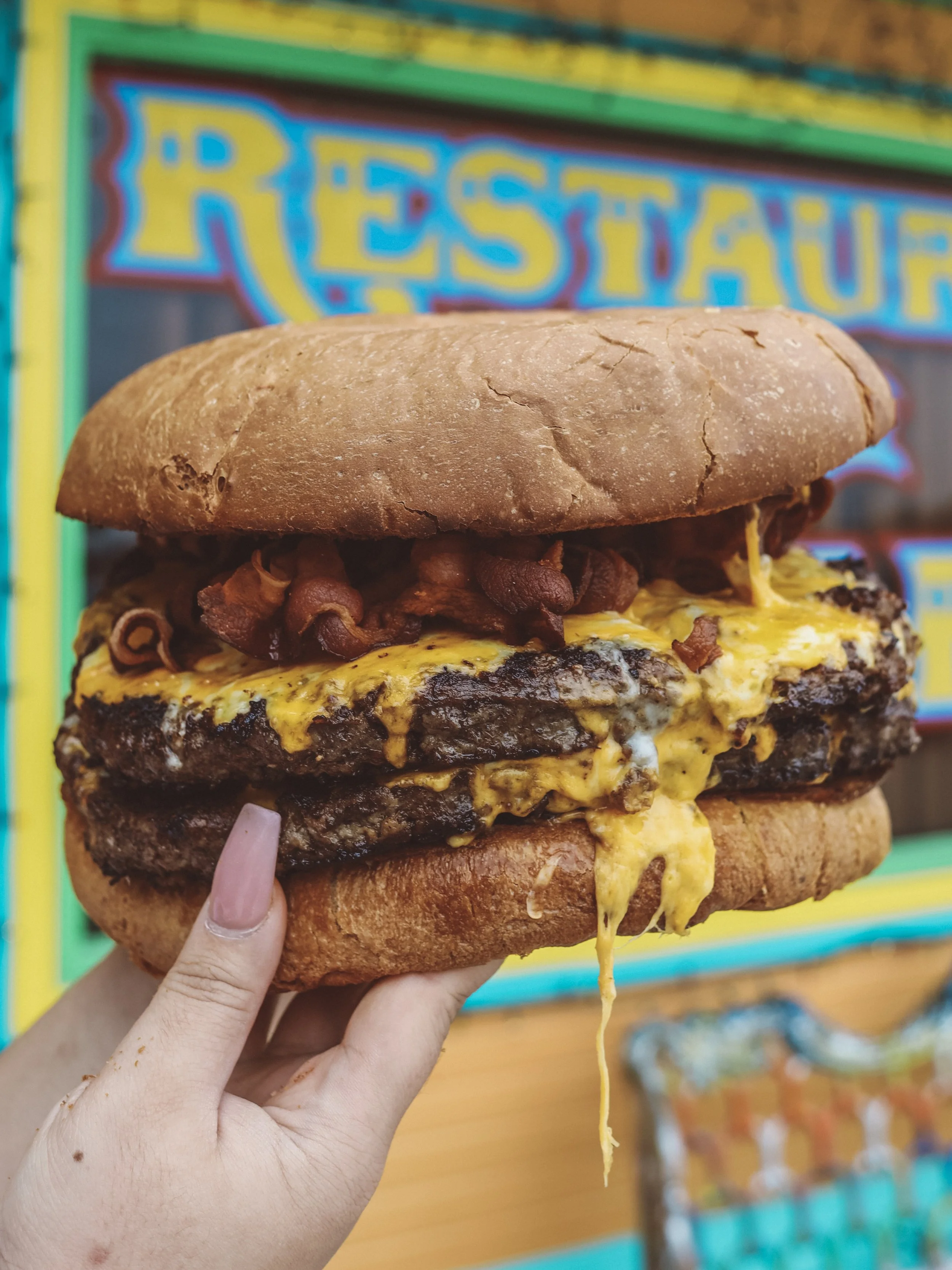 Arlington-Campo Verde | 14lbs Burger Challenge