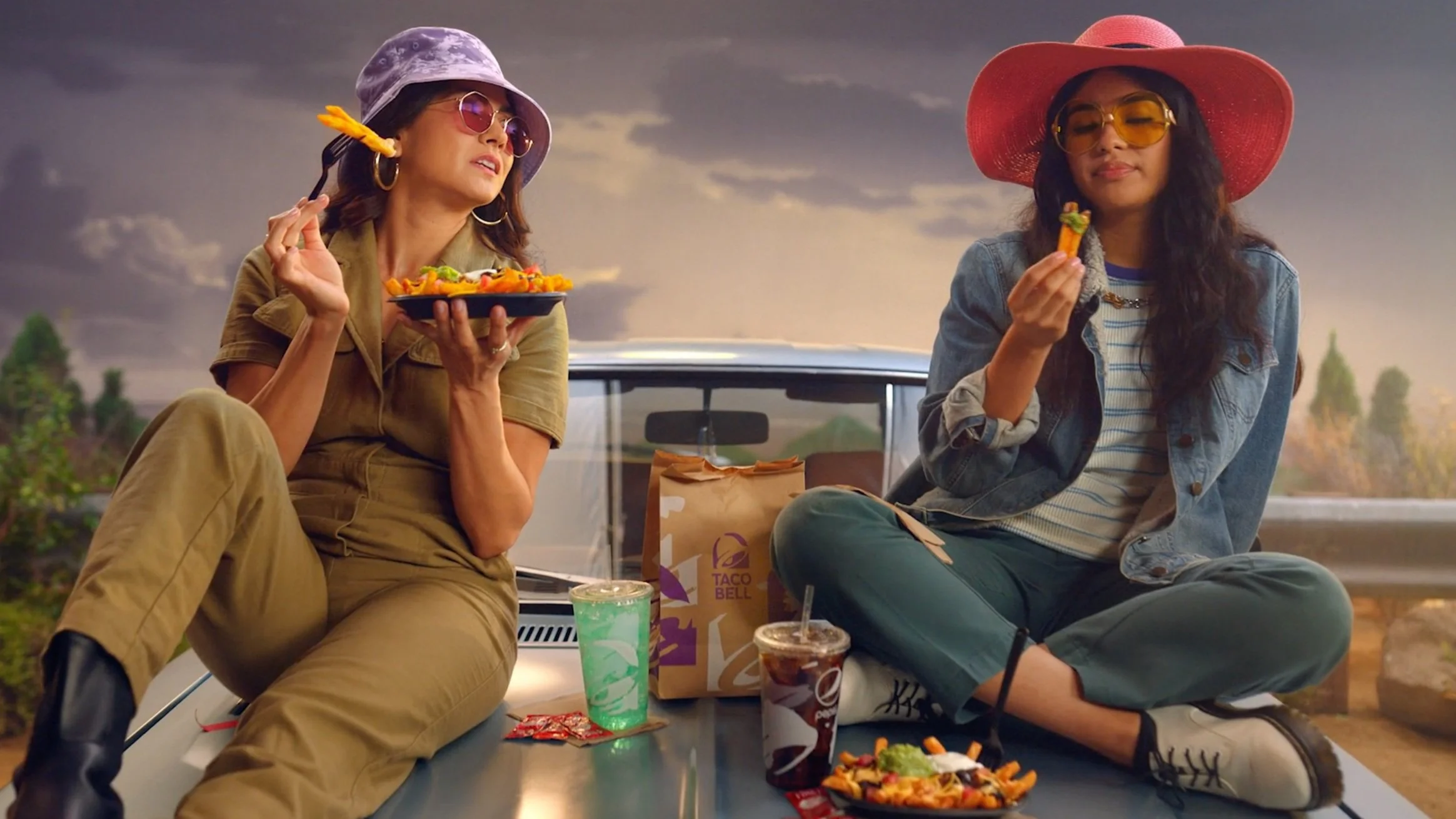 Taco Bell Nacho Fries - Shades (2022).mp4