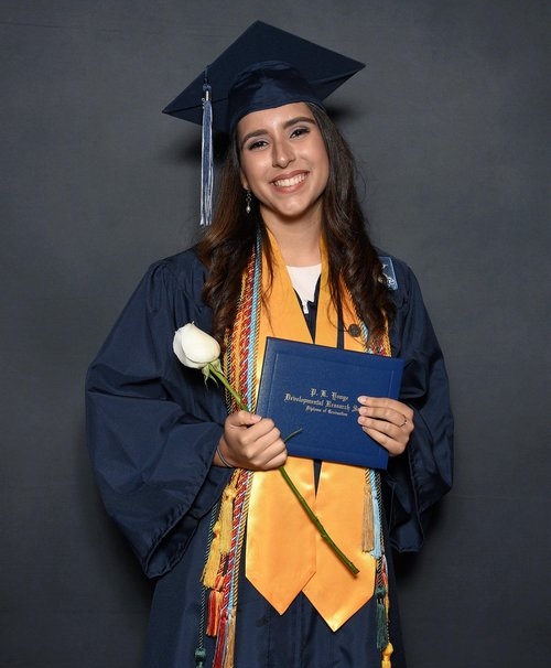 Ana_Grad.jpg
