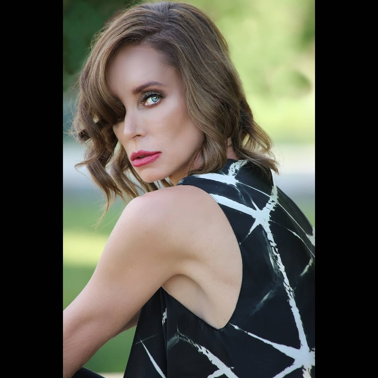 Our feature in Denver Colorado Luxury Magazine with: Model Stephanie Maner, Designer Steve Sells, Poshtography Assistant Marlene, Makeup by Savannah Appel, &amp; Hair by Mia Bethany Acers. 
.
Special thanks to Trisha Ventker @denvercoloradoluxurymaga