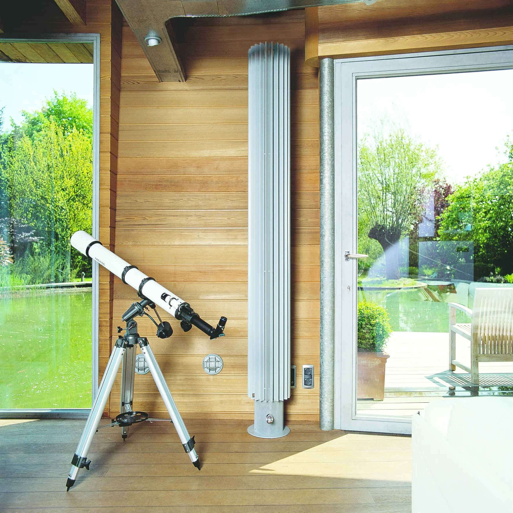 INT_IG CI_JANb_V_HR.JPG