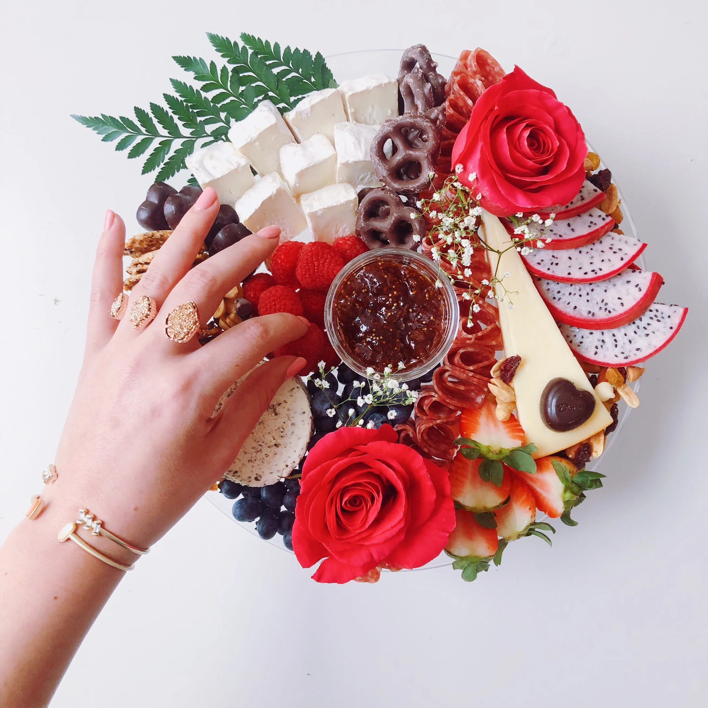 How to Make Your Own Cheeseboard