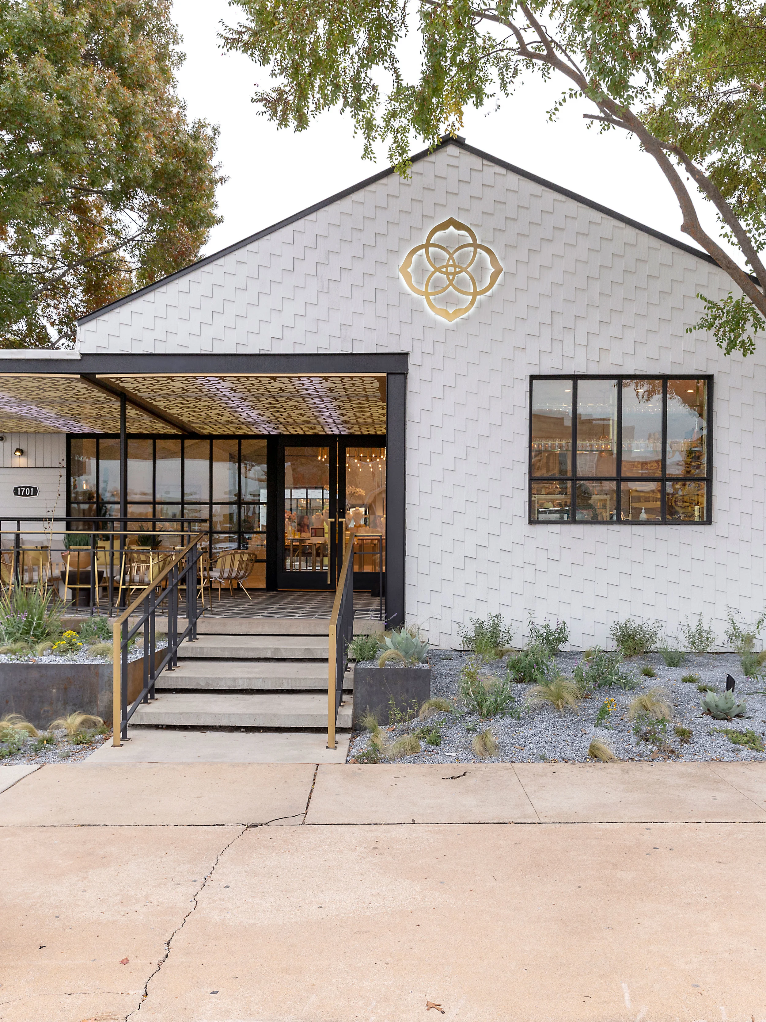 Tour the Kendra Scott Austin Flagship Store — Kendra Scott Facets Blog