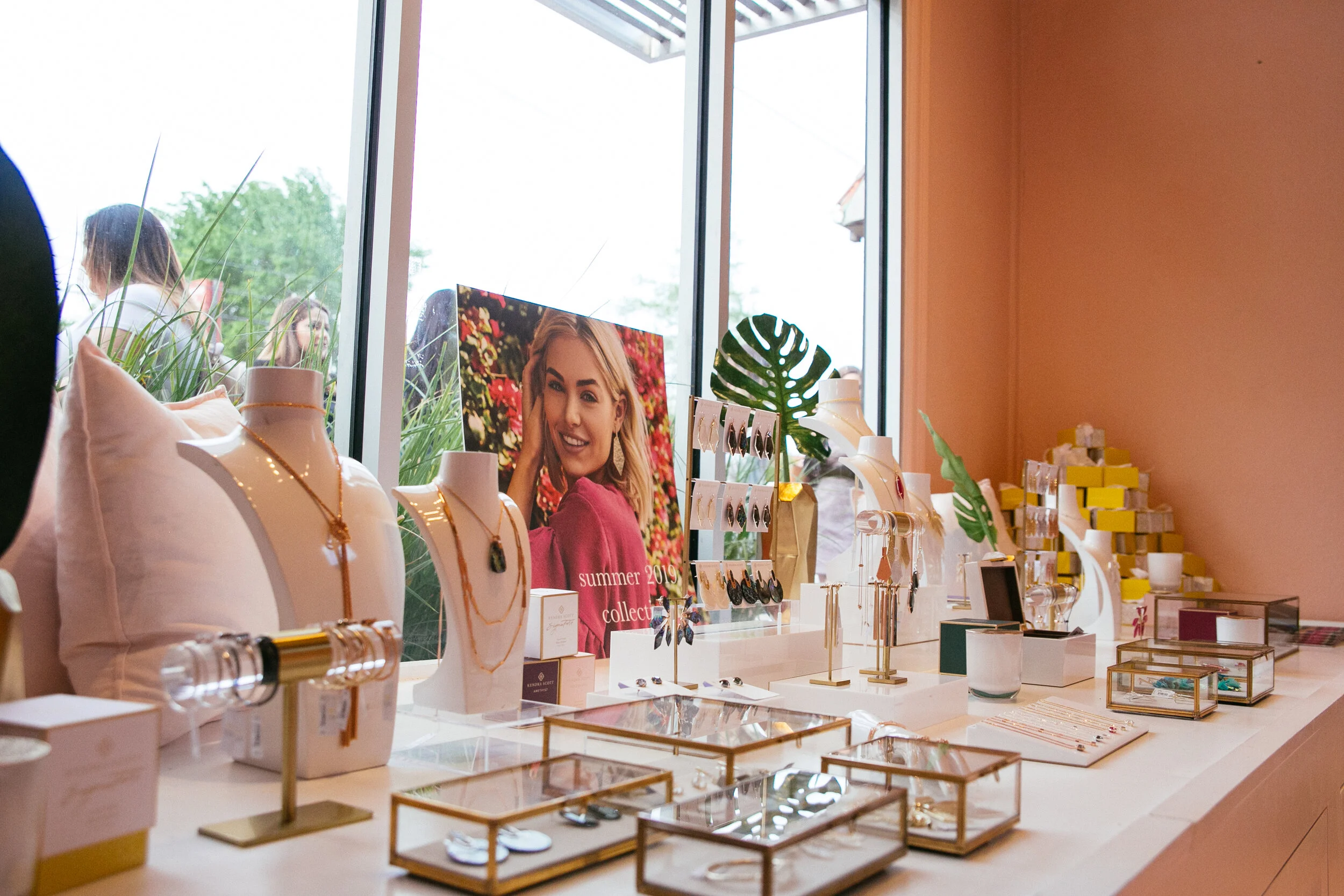 How To Host An Event At Kendra Scott Kendra Scott Facets Blog How To Host An Event At Kendra Scott Kendra Scott Facets Blog