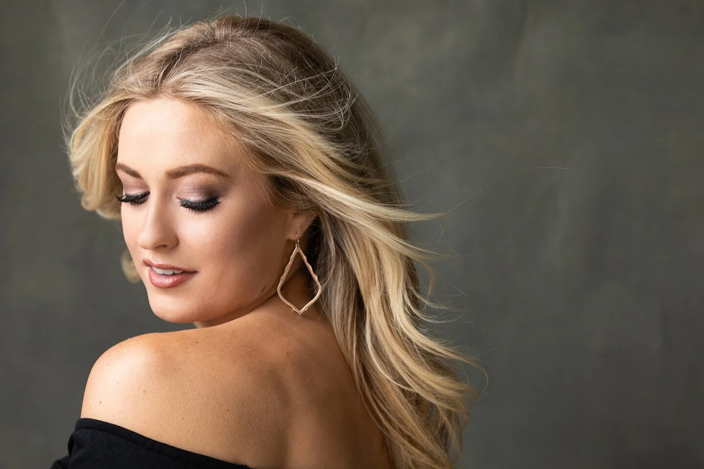 Sunday Social Live Chat 5: Shop for Good with Rachel Wammack 