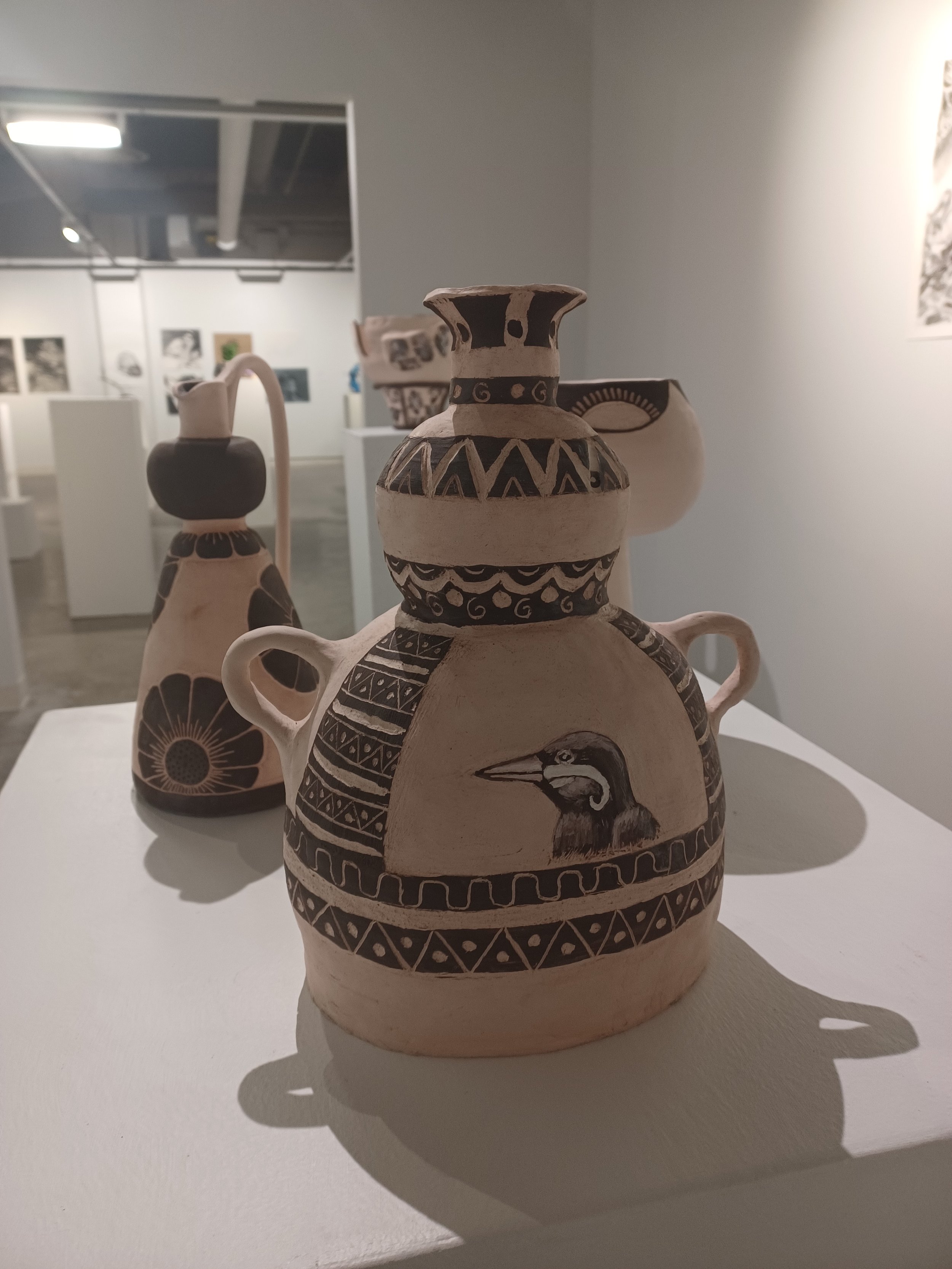 Sgraffito Vase 4-Week Series