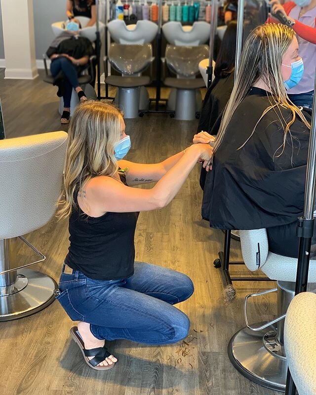We stop at nothing to bring you the best 🤩 
#teamdecicco #houseofdeciccosalon