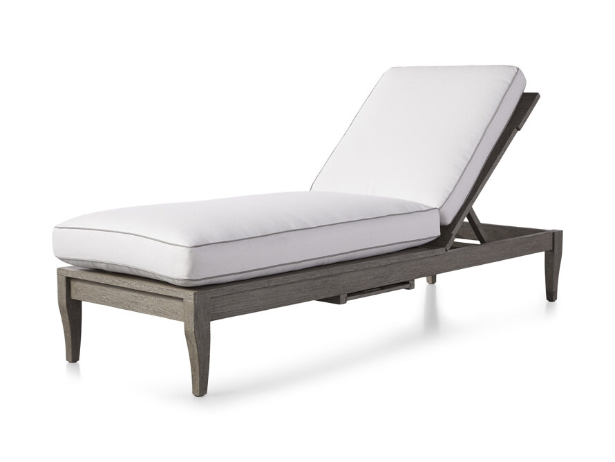 Adones Chaise