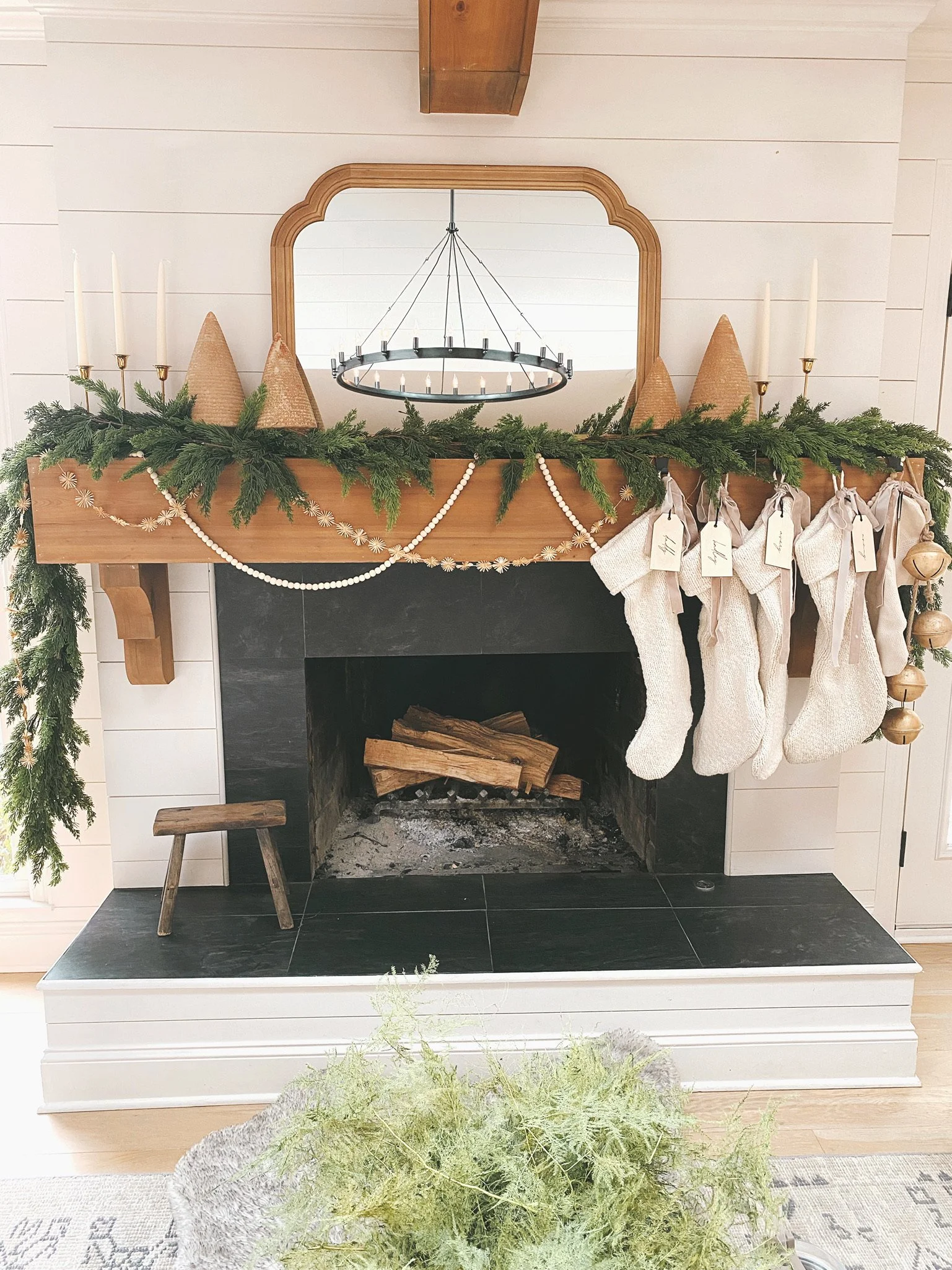 mantel holiday decor