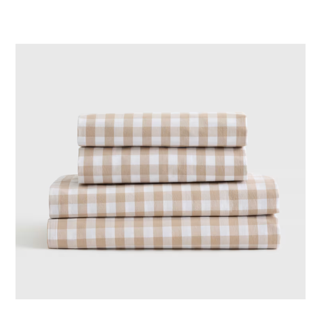 checkered-bed-linens.png