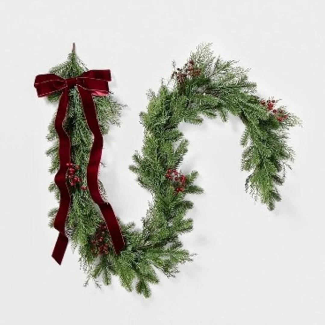 garland-red-bow.jpg