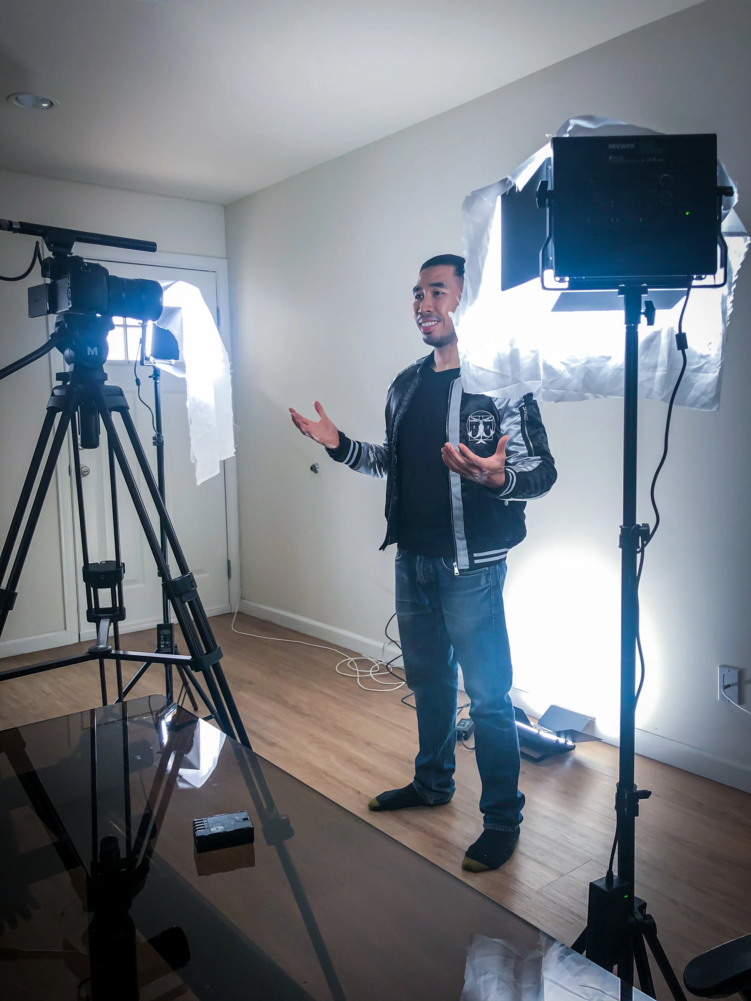 How to Properly Light Yourself With An Affordable Kit To Make Awesome Videos At Home