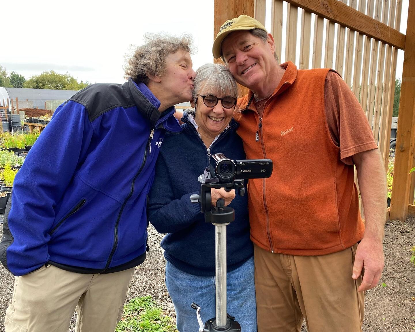 What a privilege it is to get to know this trio: Sue, Ann and Kelly from @far_reaches_botanical_conserve , here taking a break as Ann prepares to film them in the new shade pavilion. Their conservation efforts are so very worth supporting, so I urge 