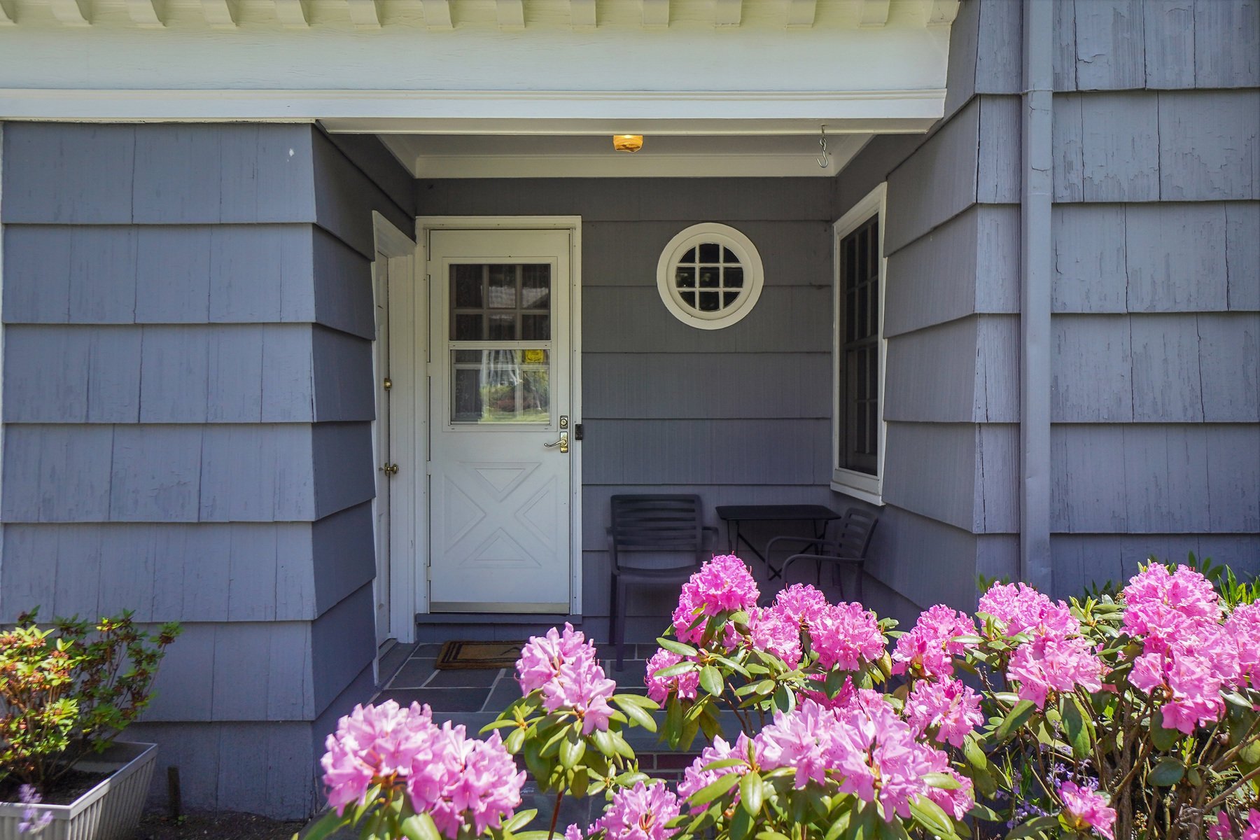 048_vmd_side_entrance_056.jpg