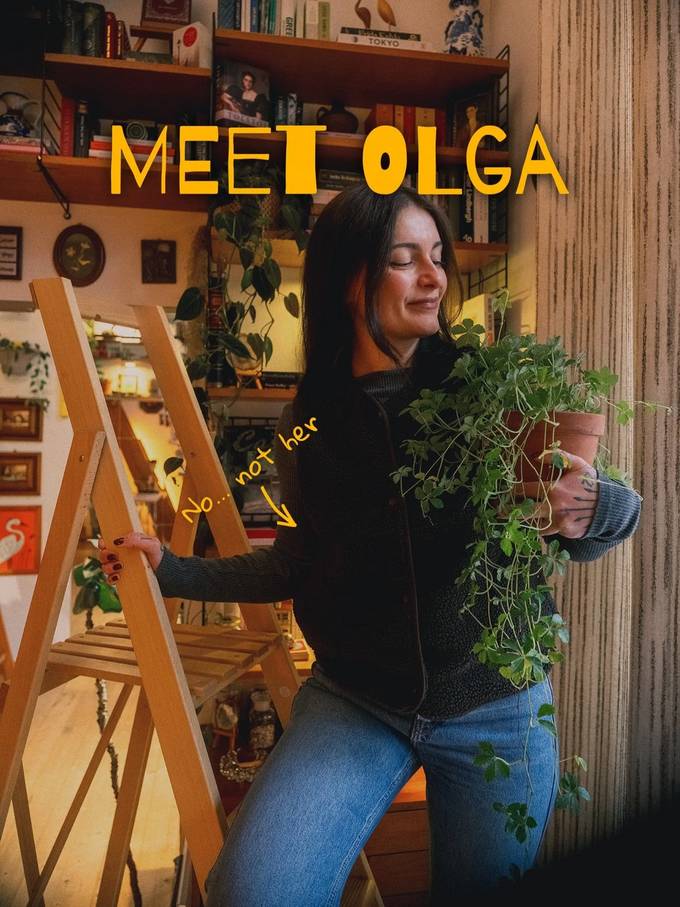Meet Olga 🌿
She loves bright spots, grows a little wild, and somehow always takes over more space than planned. But honestly&hellip; we wouldn&rsquo;t want it any other way.

Do your plants have names too?

#houseplants #urbanjunglehome #cozyhome #p
