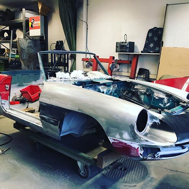 Alfa Spider Restauration #oldtimer #alfa #alfaspider #alfaspiderduetto #restauration #mwcarrosserie #h&ouml;ri
