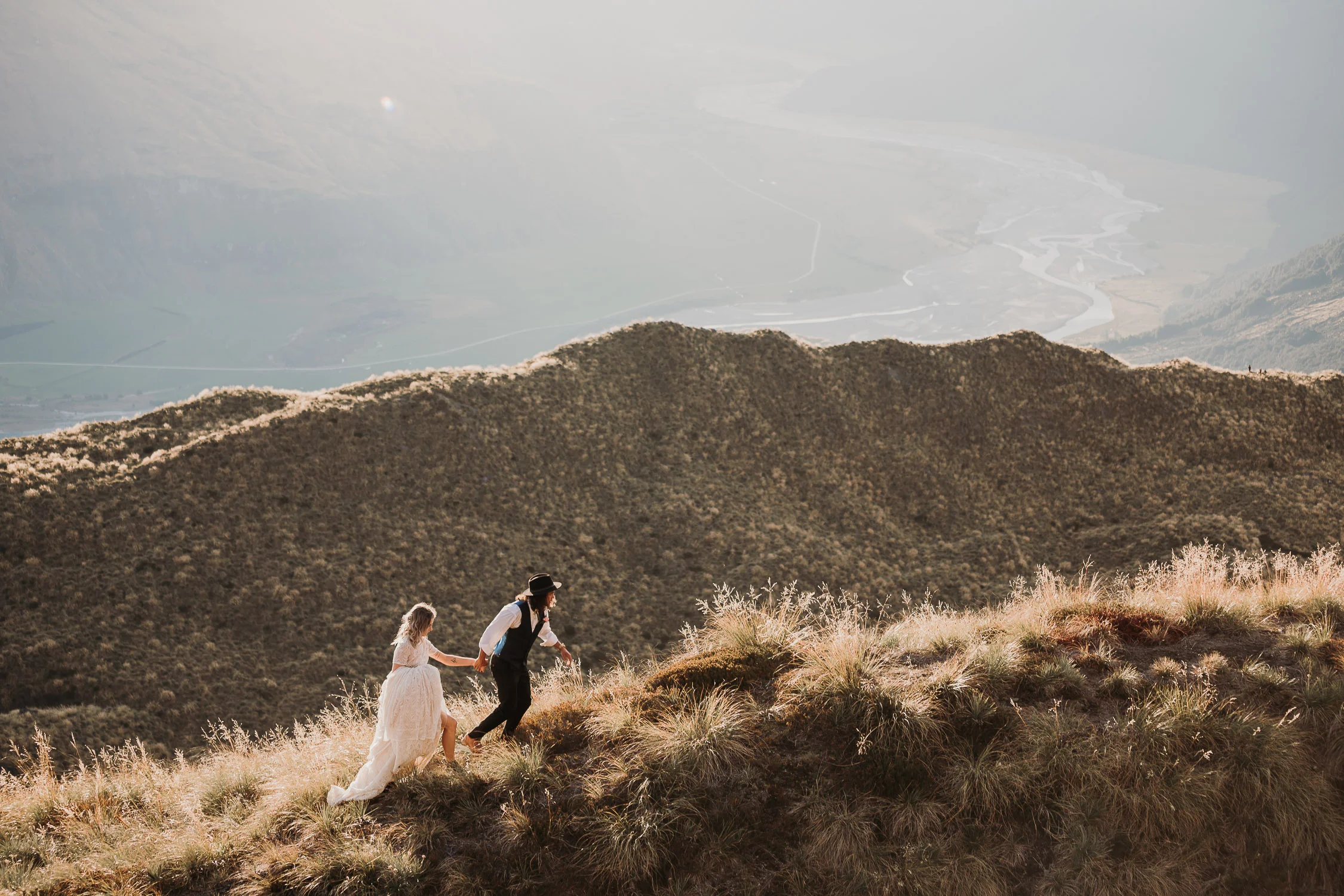 Tiare_Nicole_Elopement_Lake_wanaka_alta_tarns-113.jpg