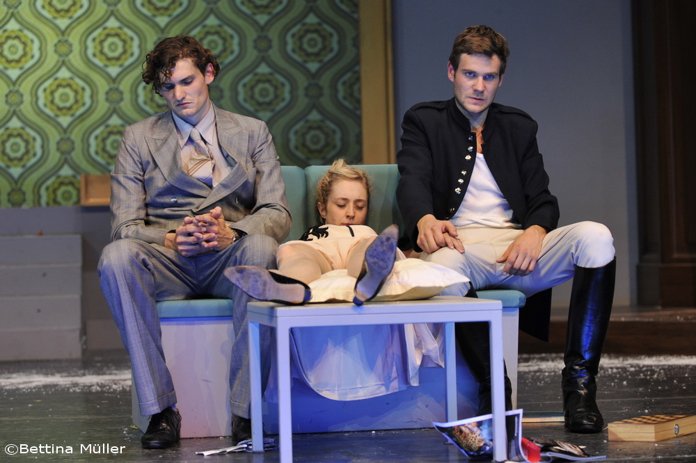09_10_Anna_Karenina_012.jpg