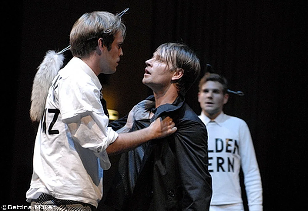 08_09_Hamlet_009.jpg