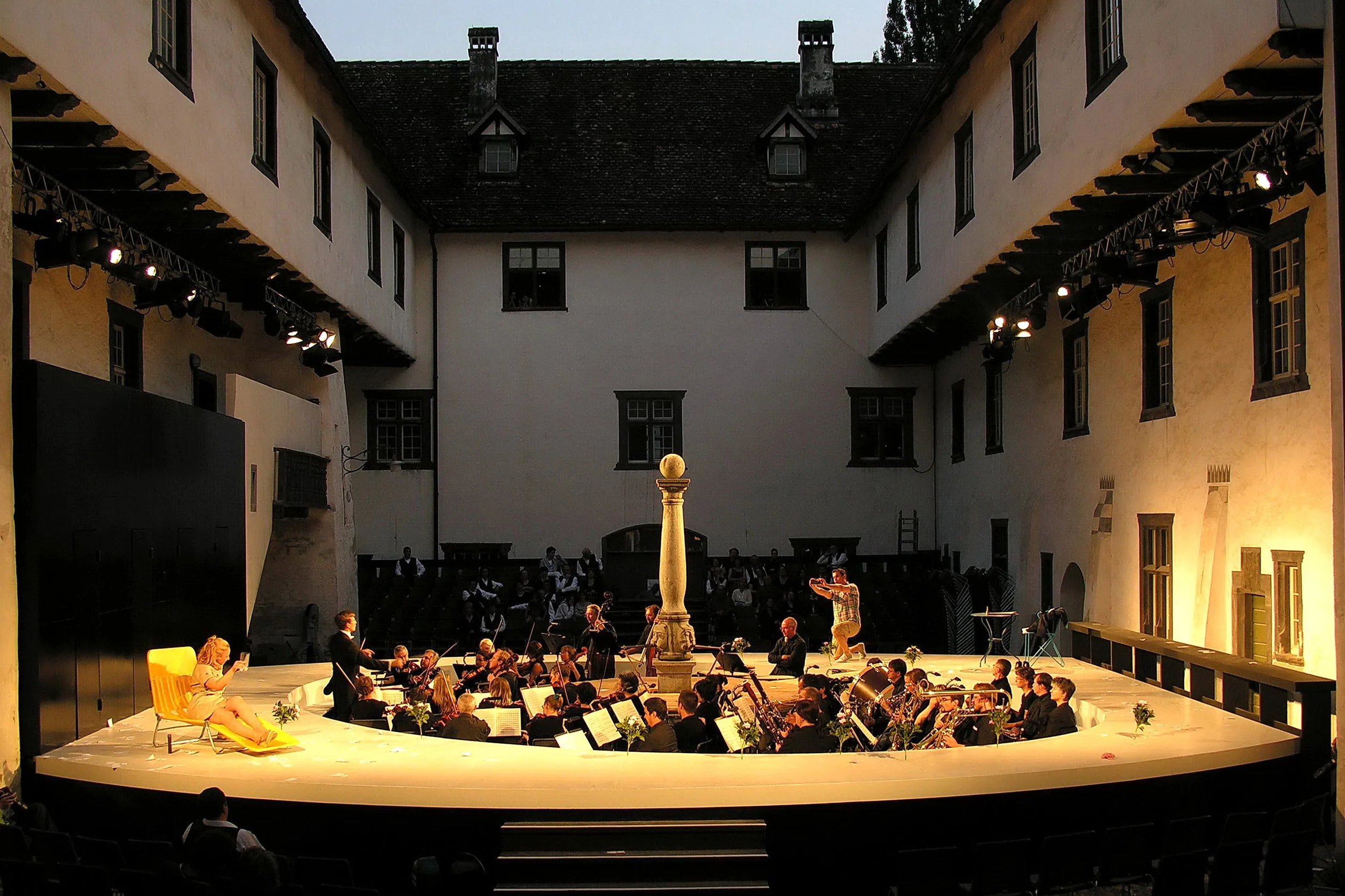 LA_Traviata_gr_01.jpg