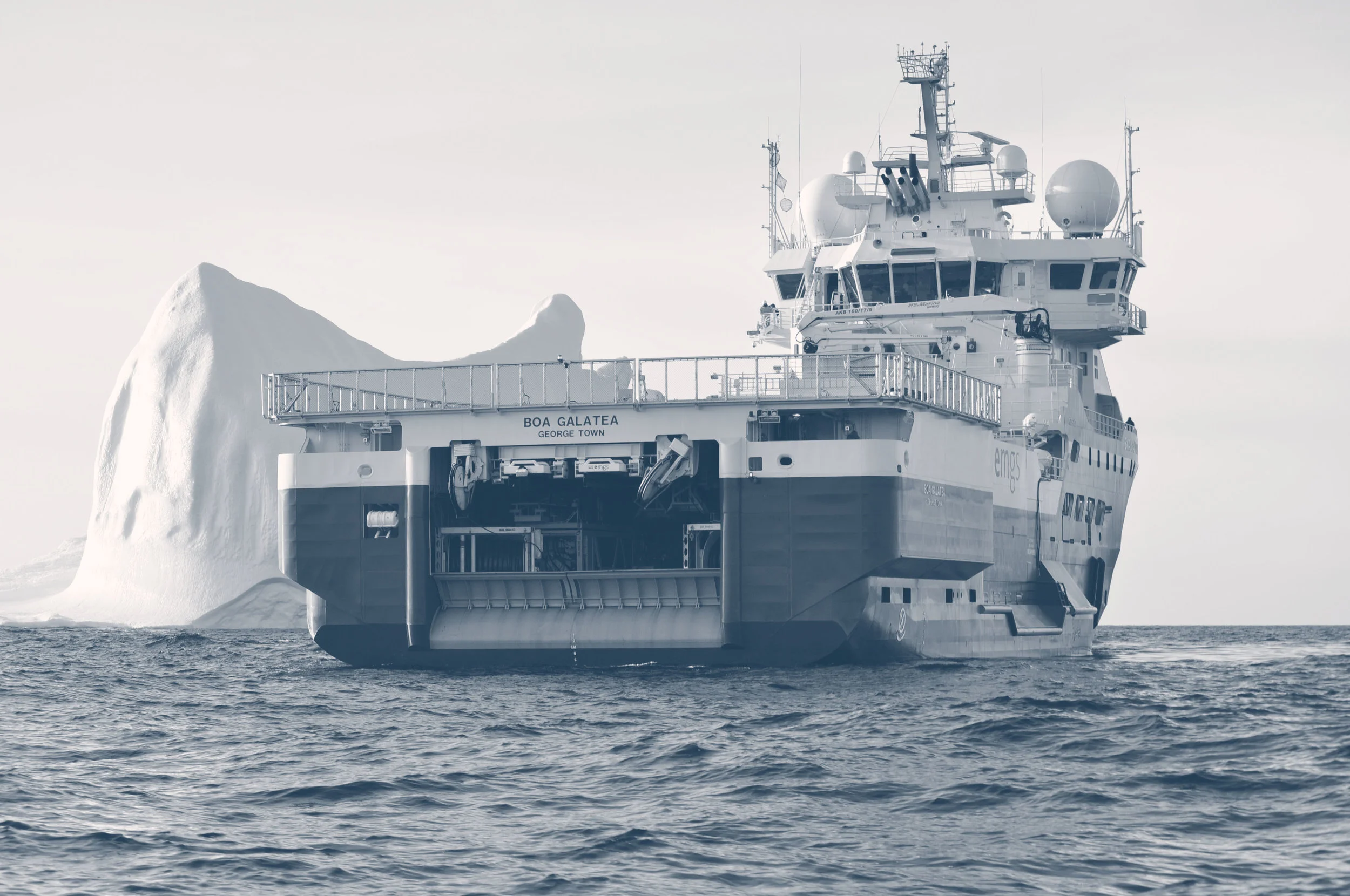 SMC_boat_4_FTgrad.jpg